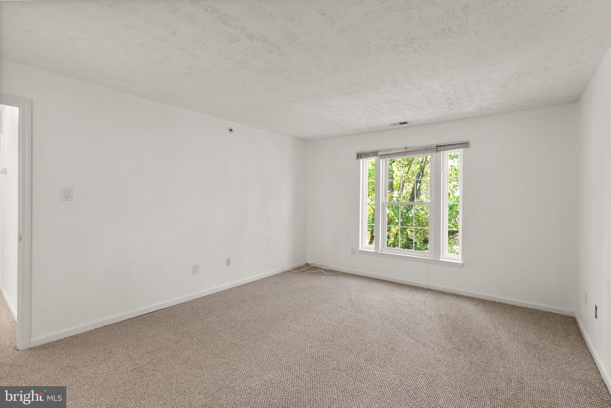 BEDFORD COMMONS - Residential