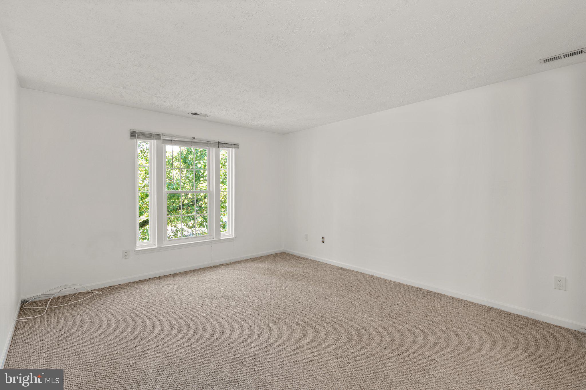 BEDFORD COMMONS - Residential