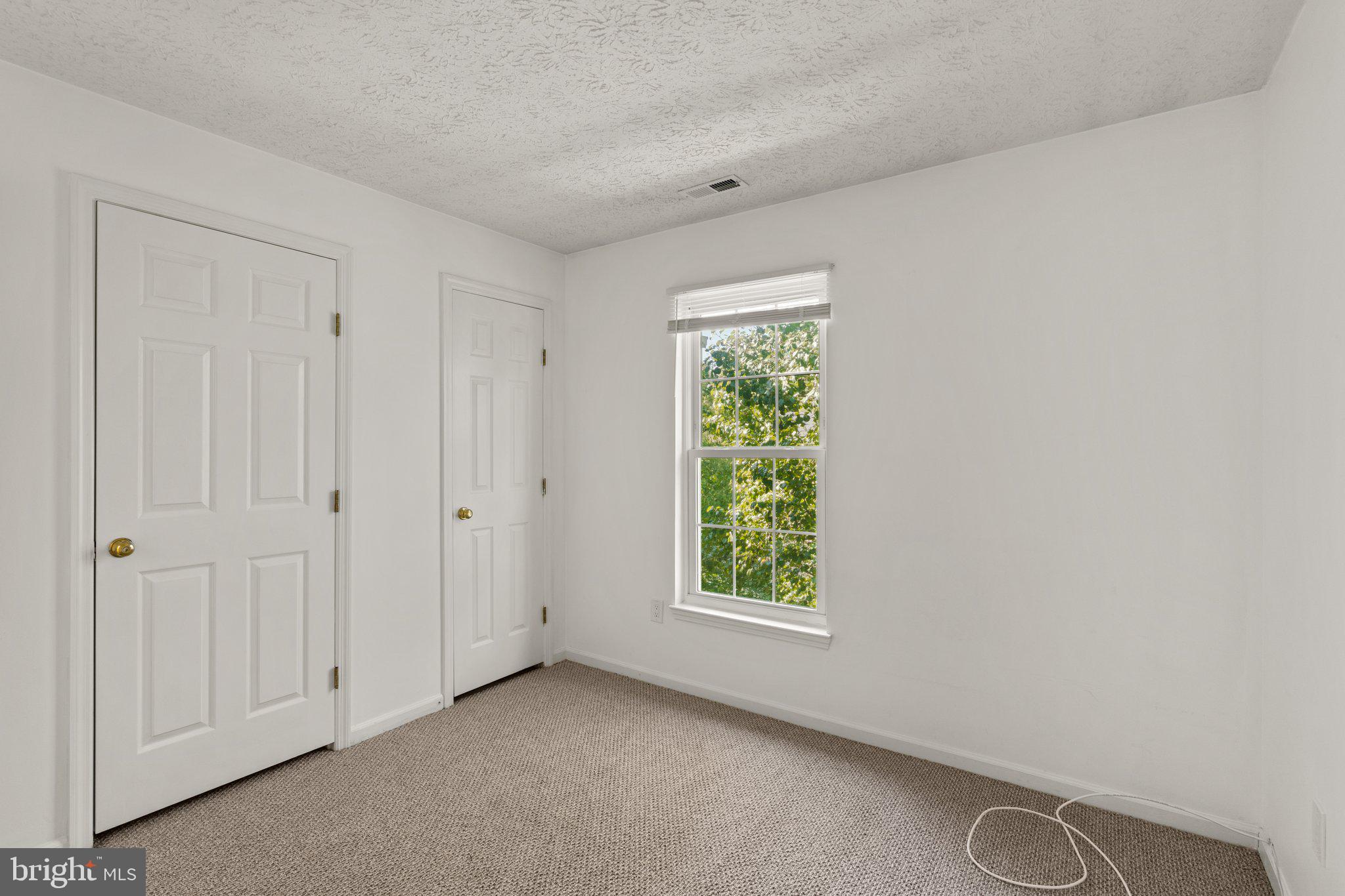 BEDFORD COMMONS - Residential