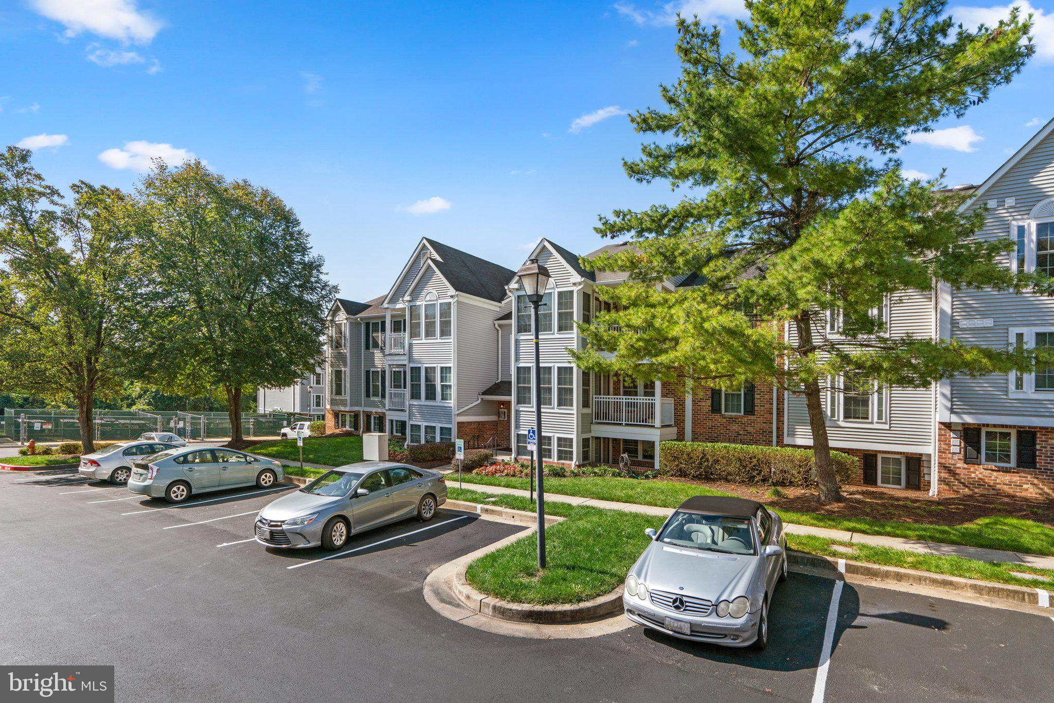 BEDFORD COMMONS - Residential