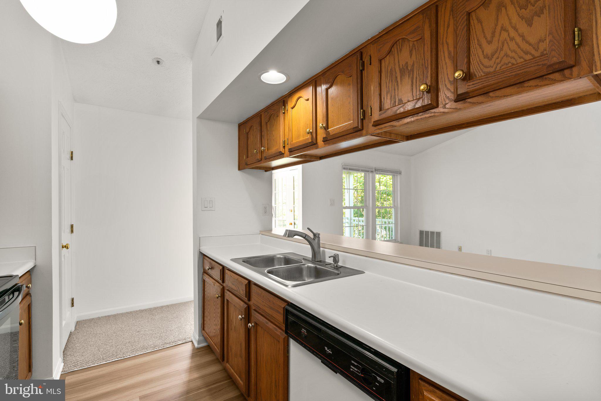 BEDFORD COMMONS - Residential