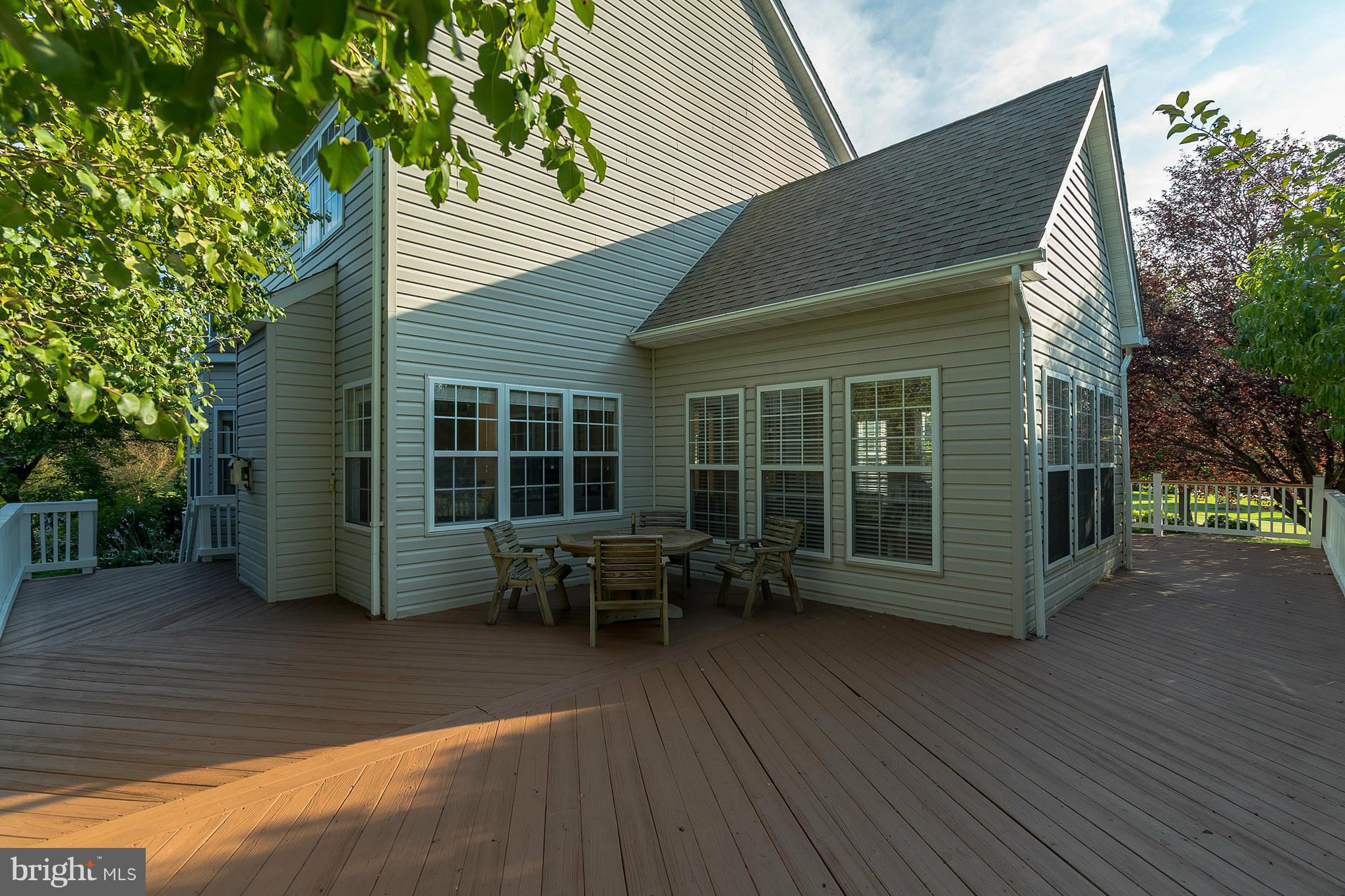 STONELEIGH - Residential