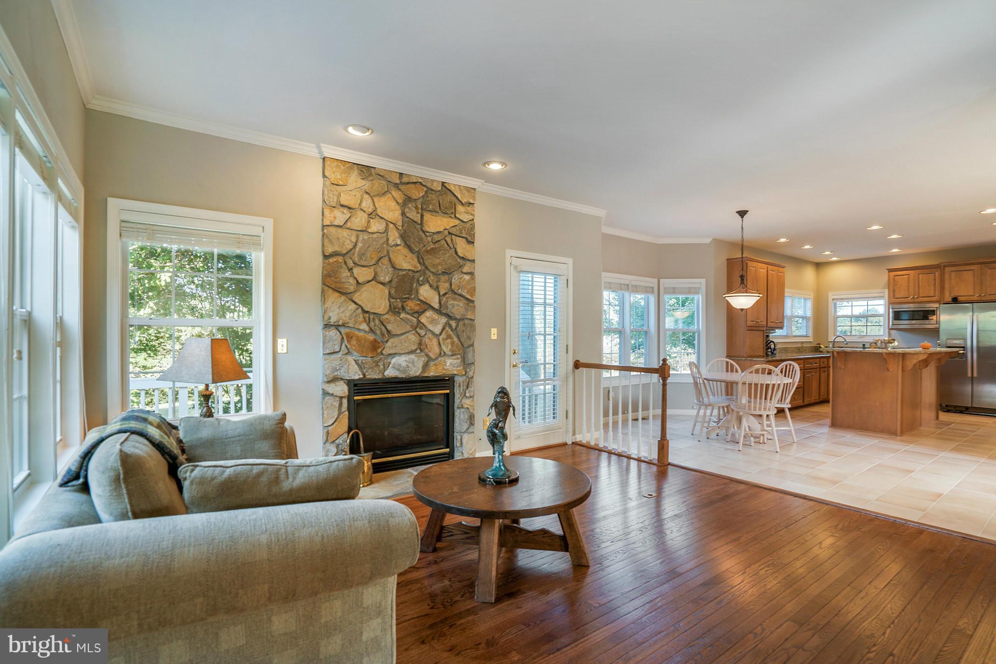 STONELEIGH - Residential