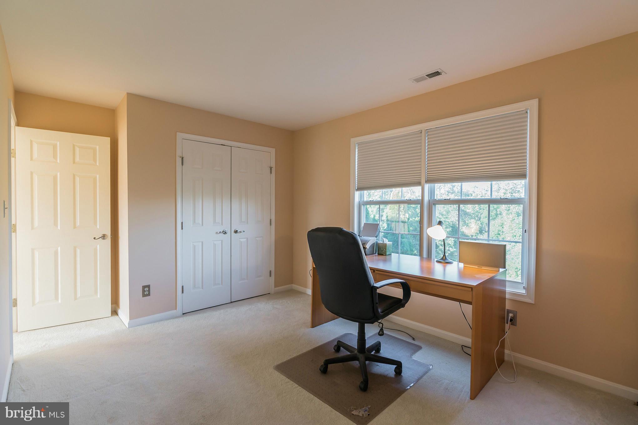 STONELEIGH - Residential