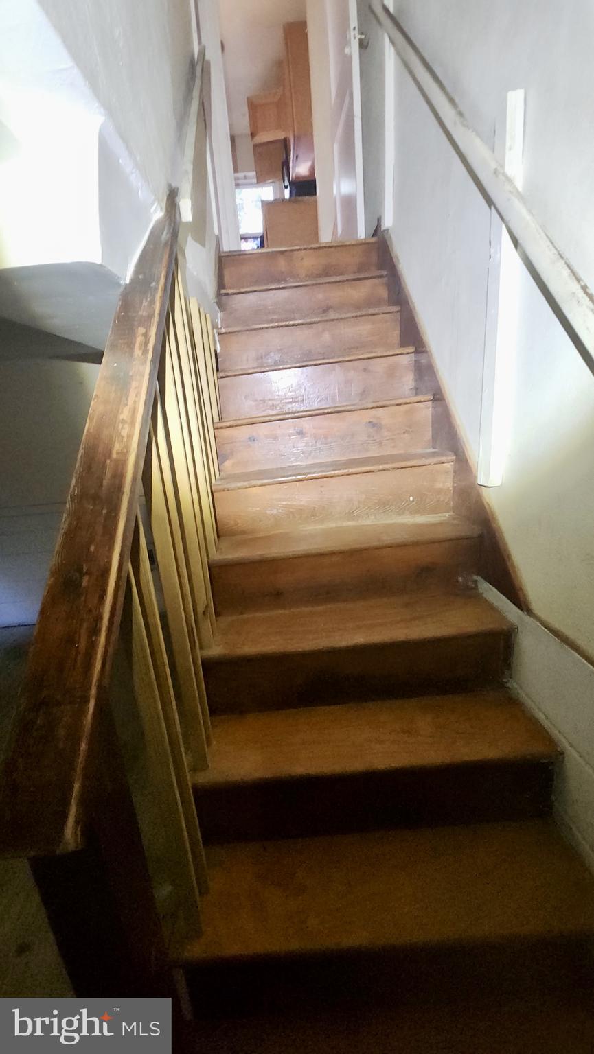 1907 SAVANNAH PLACE SE