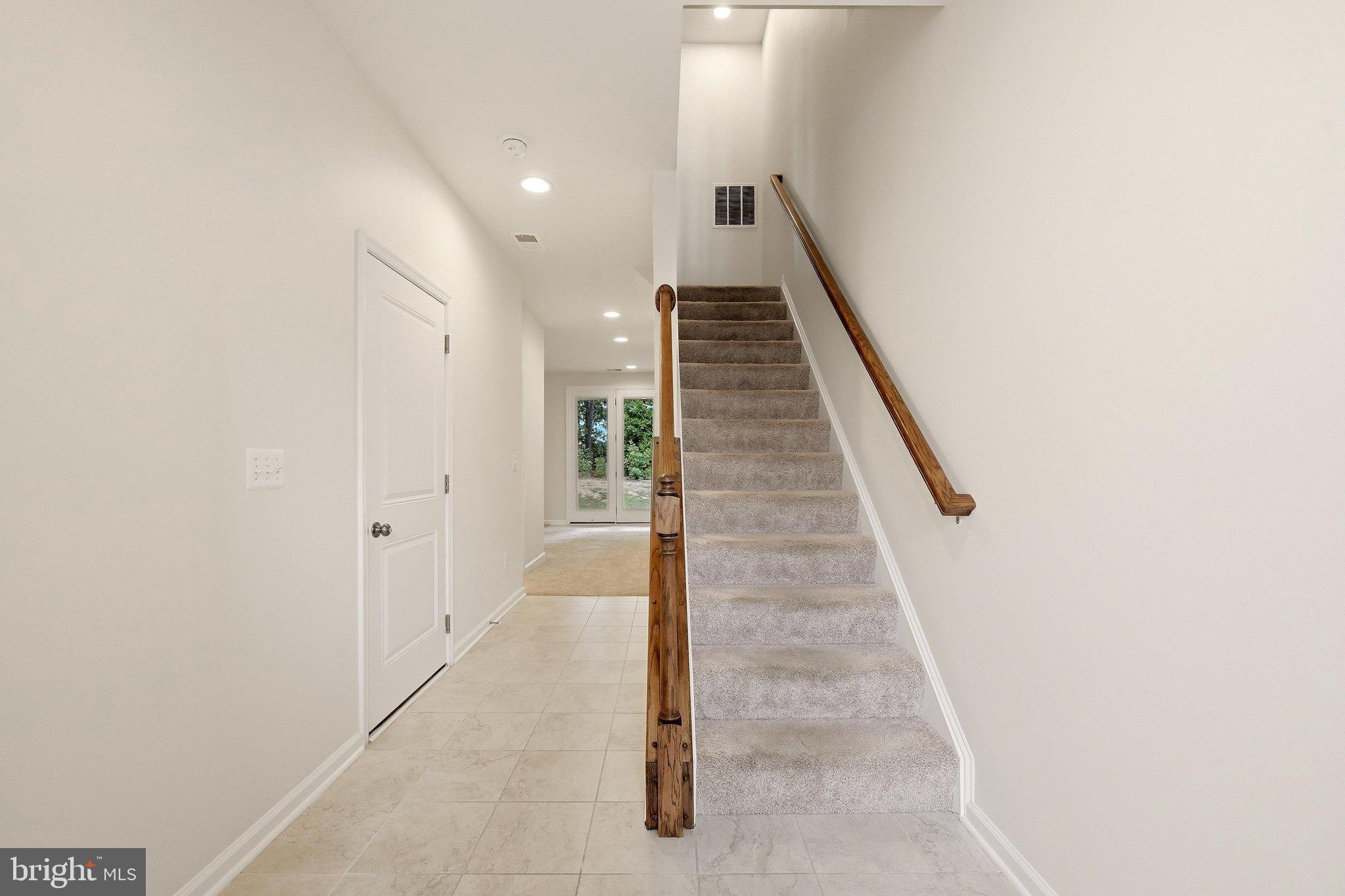 105 BISCANE COURT