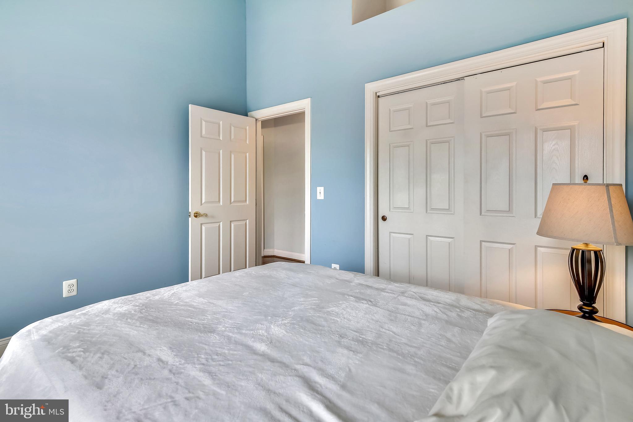 RIDGE TOP - Residential