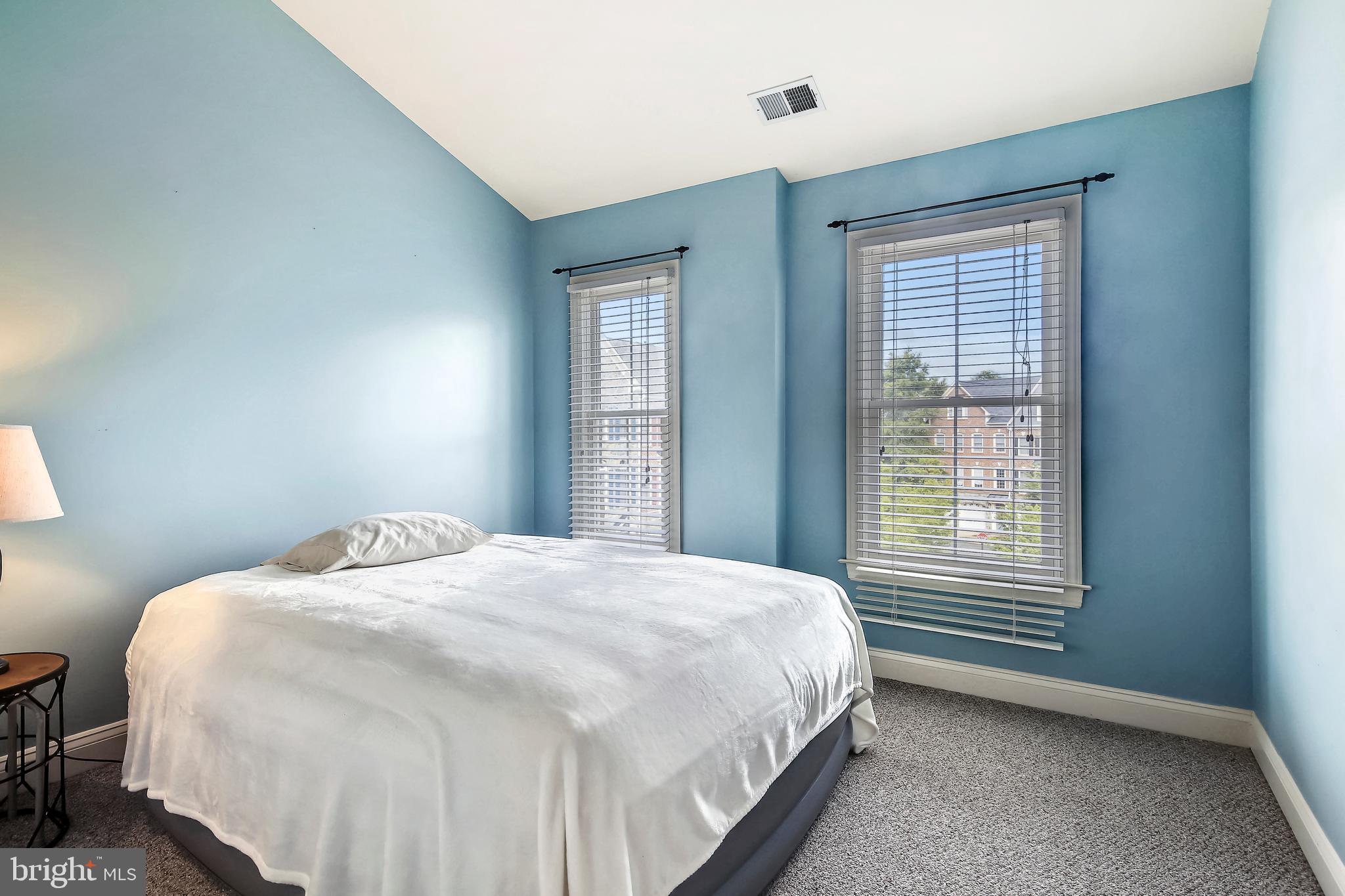 RIDGE TOP - Residential