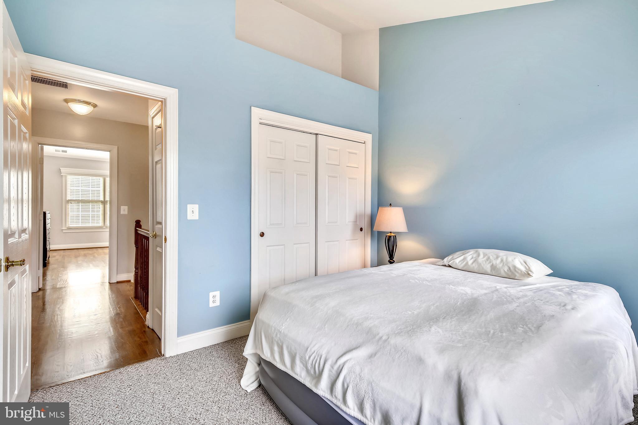 RIDGE TOP - Residential