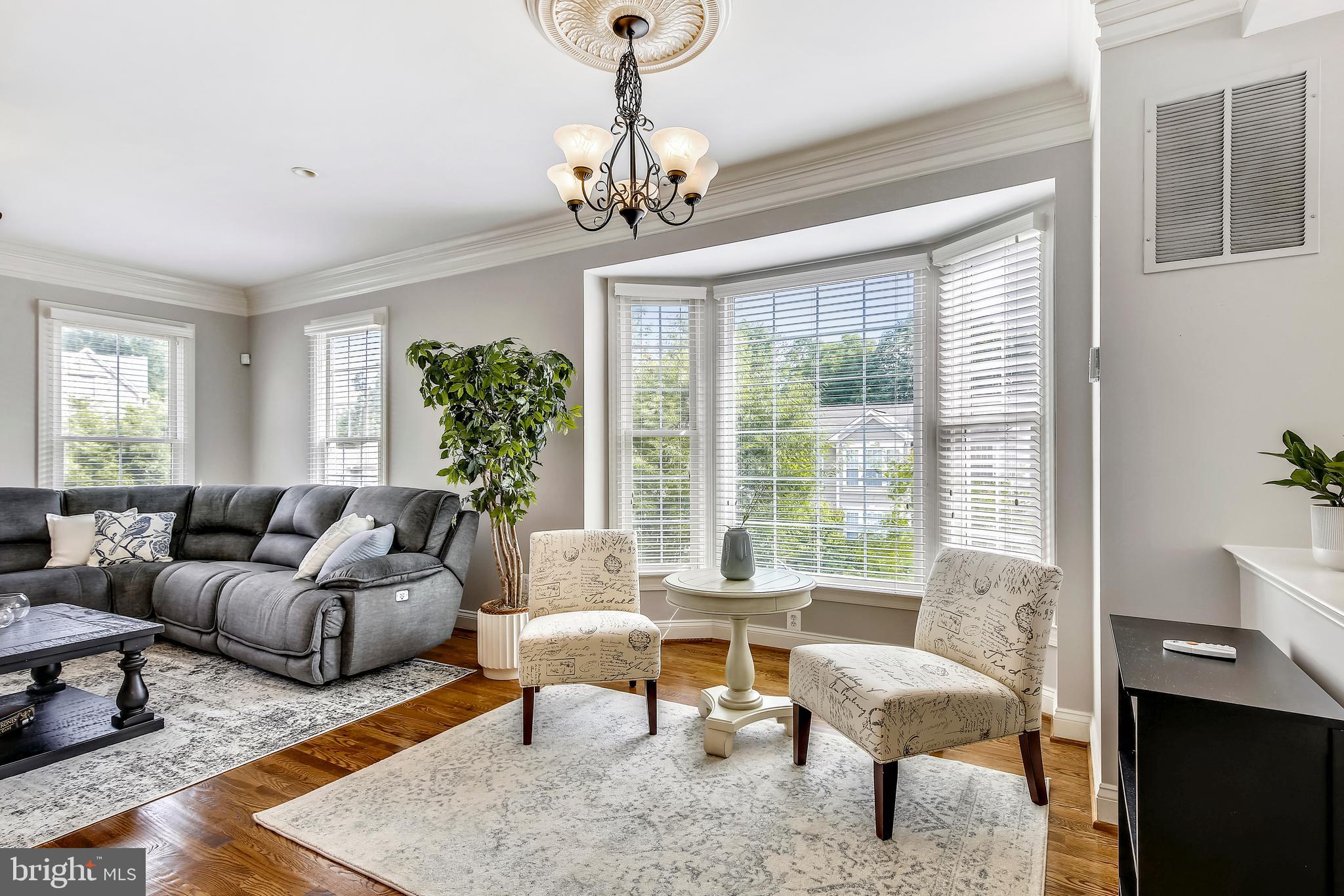 RIDGE TOP - Residential