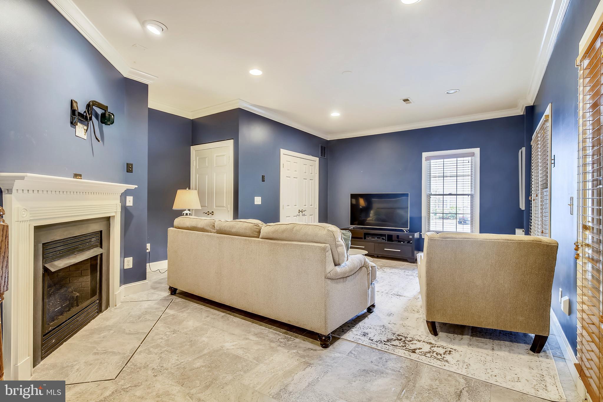 RIDGE TOP - Residential