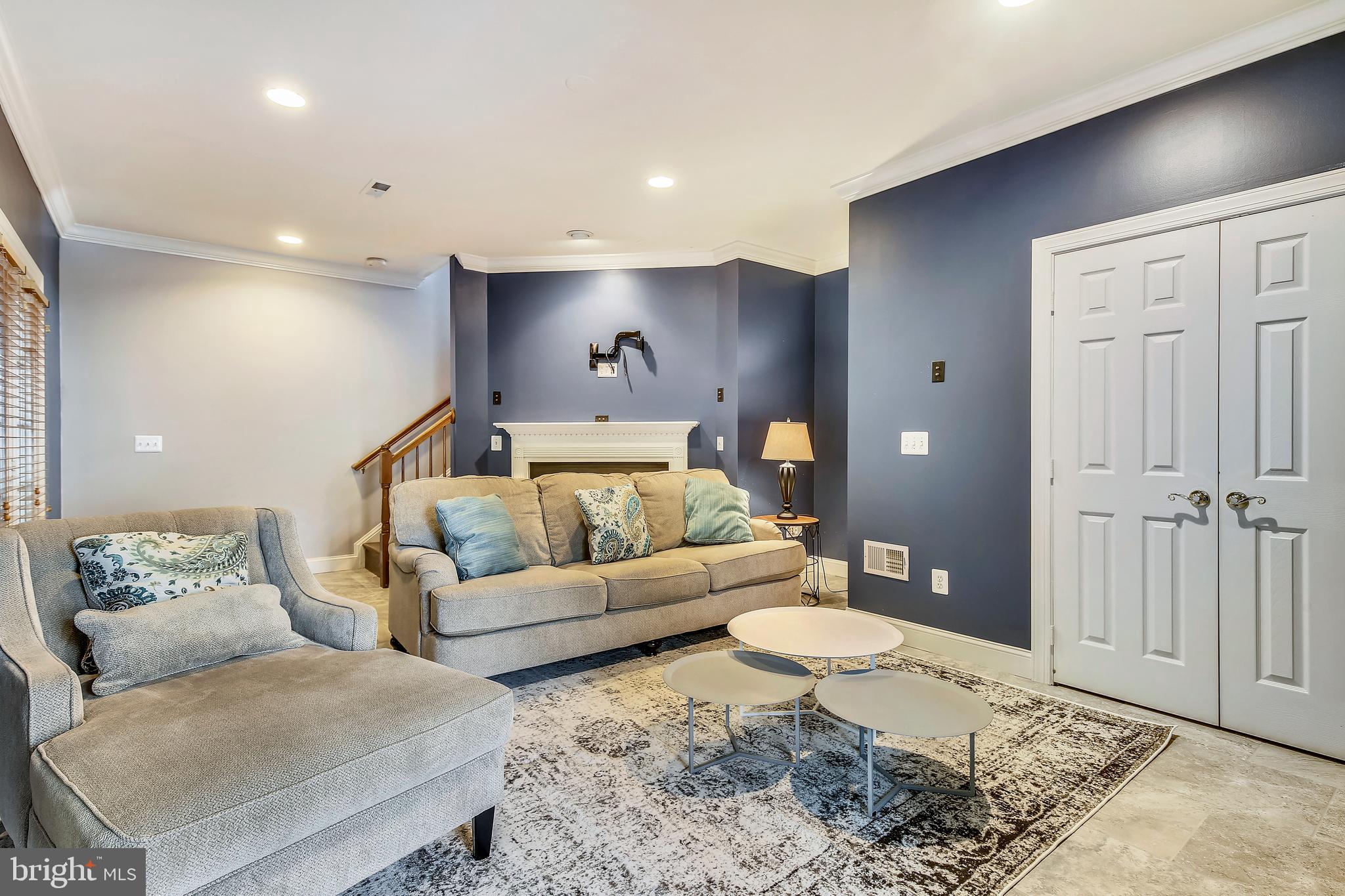 RIDGE TOP - Residential