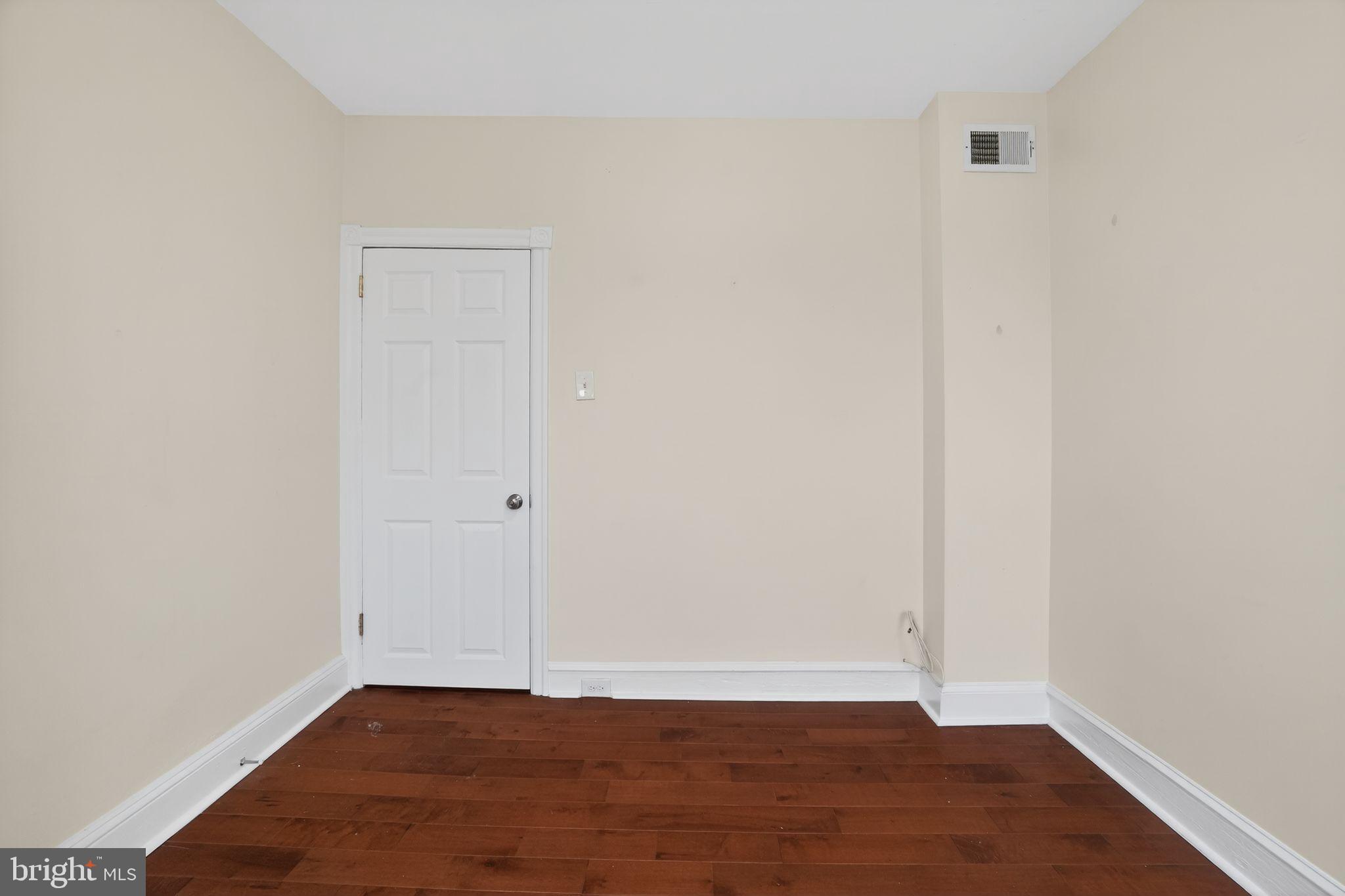 PHILADELPHIA (SOUTH) - Residential