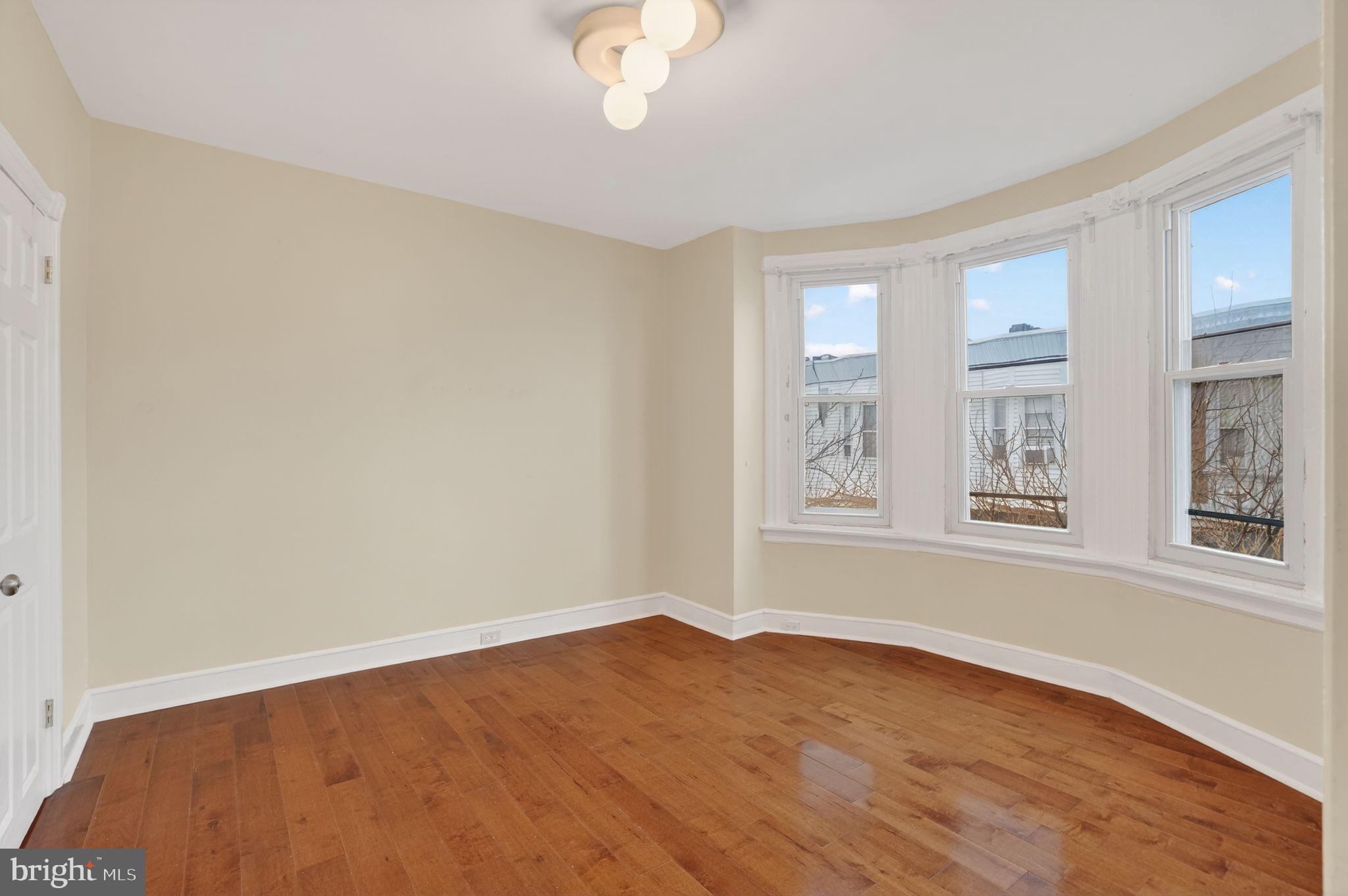 2225 S BEECHWOOD STREET