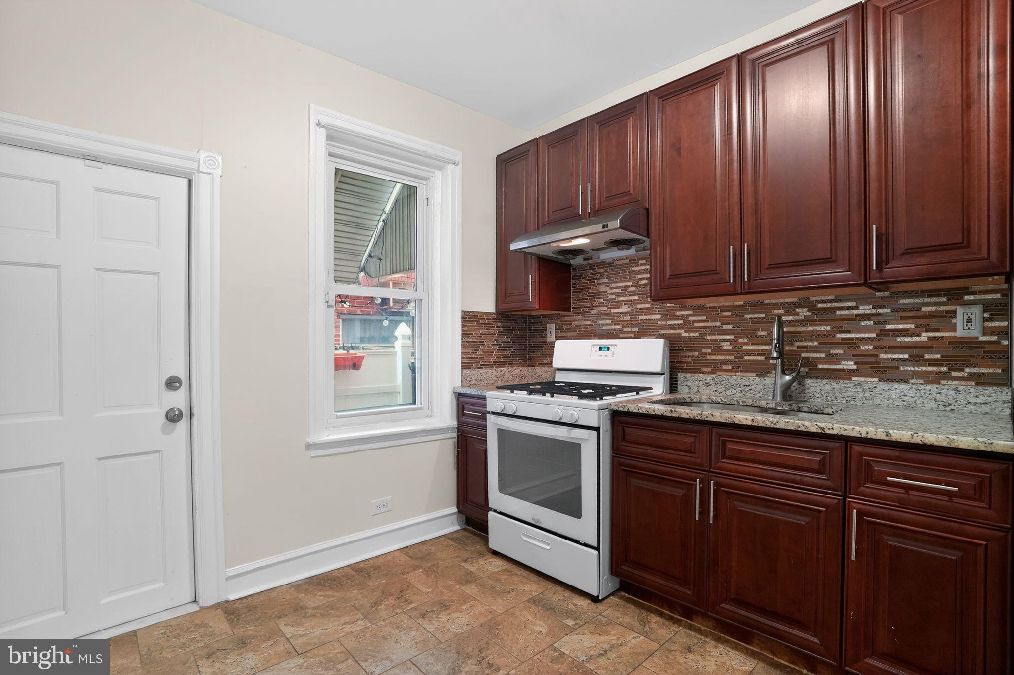 PHILADELPHIA (SOUTH) - Residential