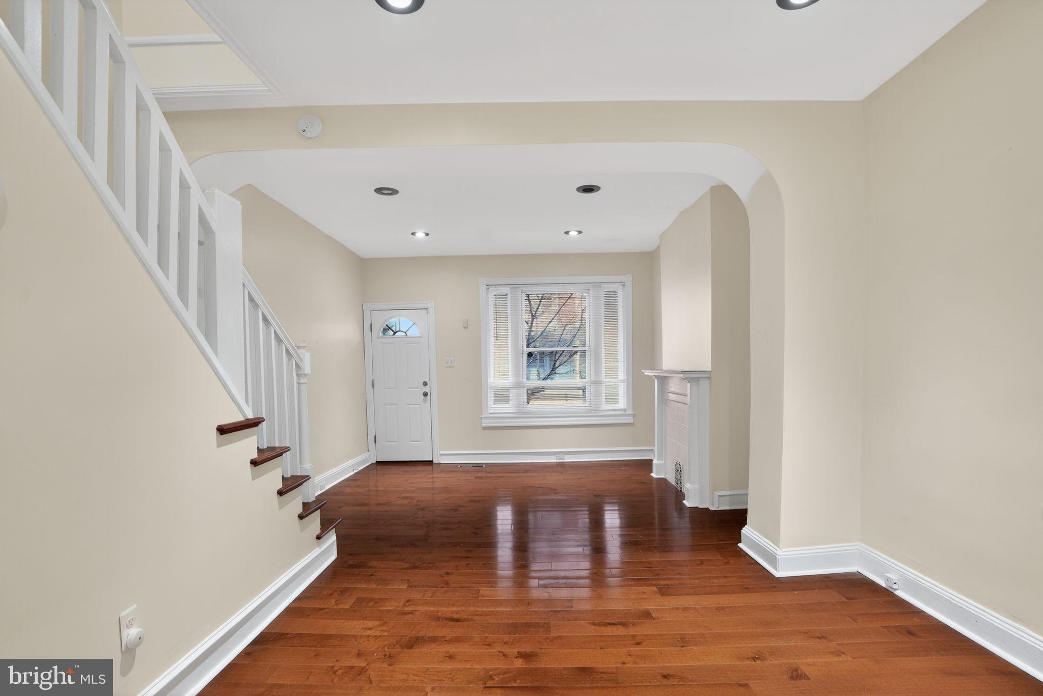 2225 S BEECHWOOD STREET