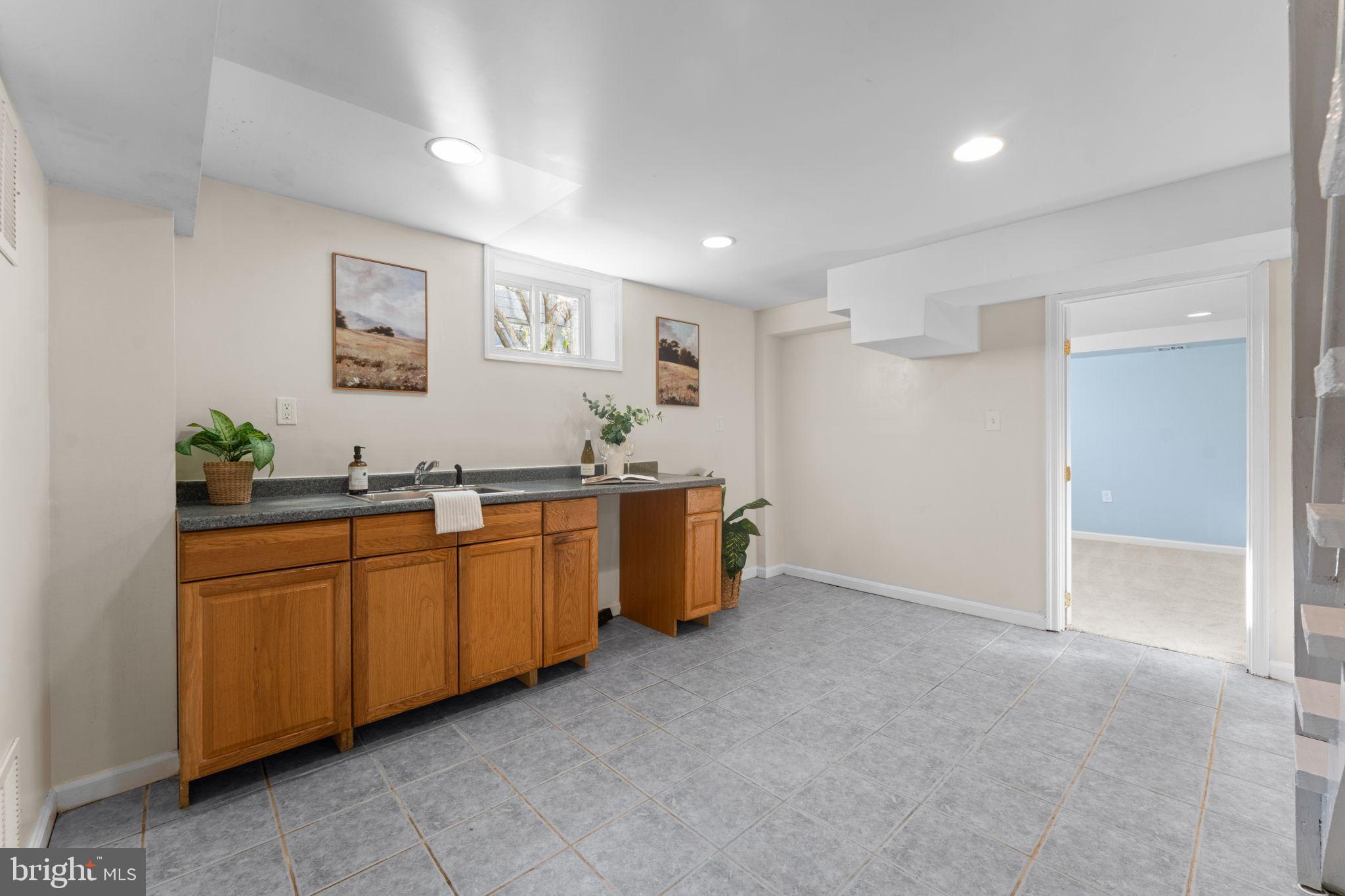 WHEATON FOREST - Residential