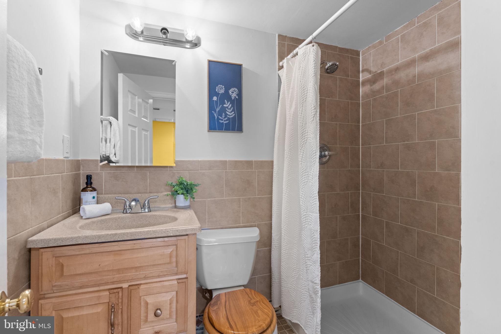 WHEATON FOREST - Residential