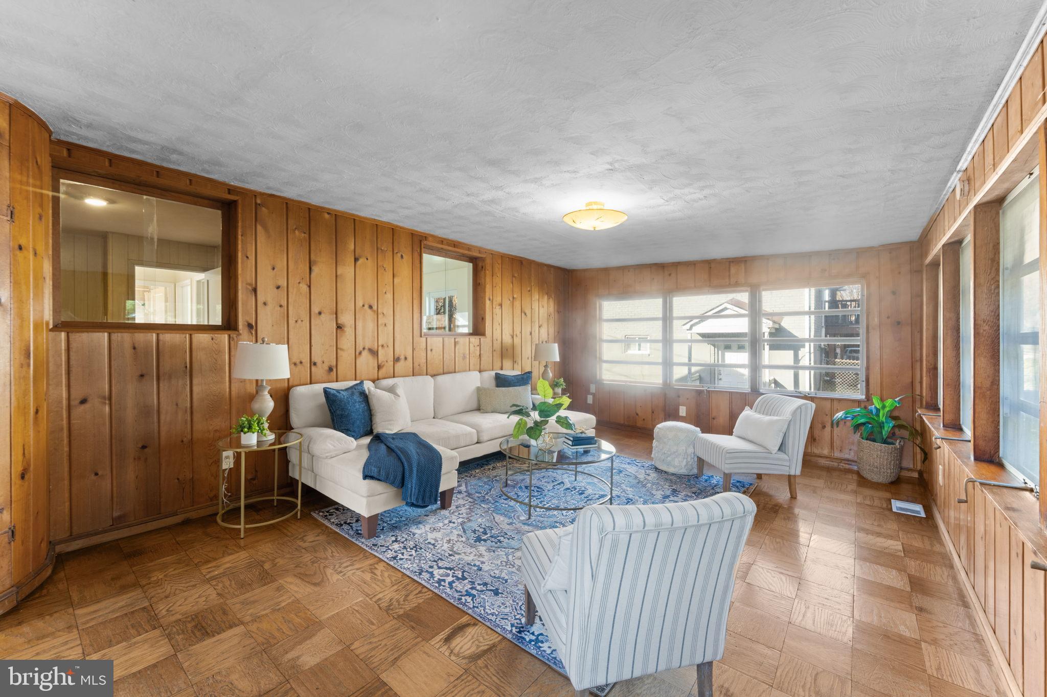 WHEATON FOREST - Residential