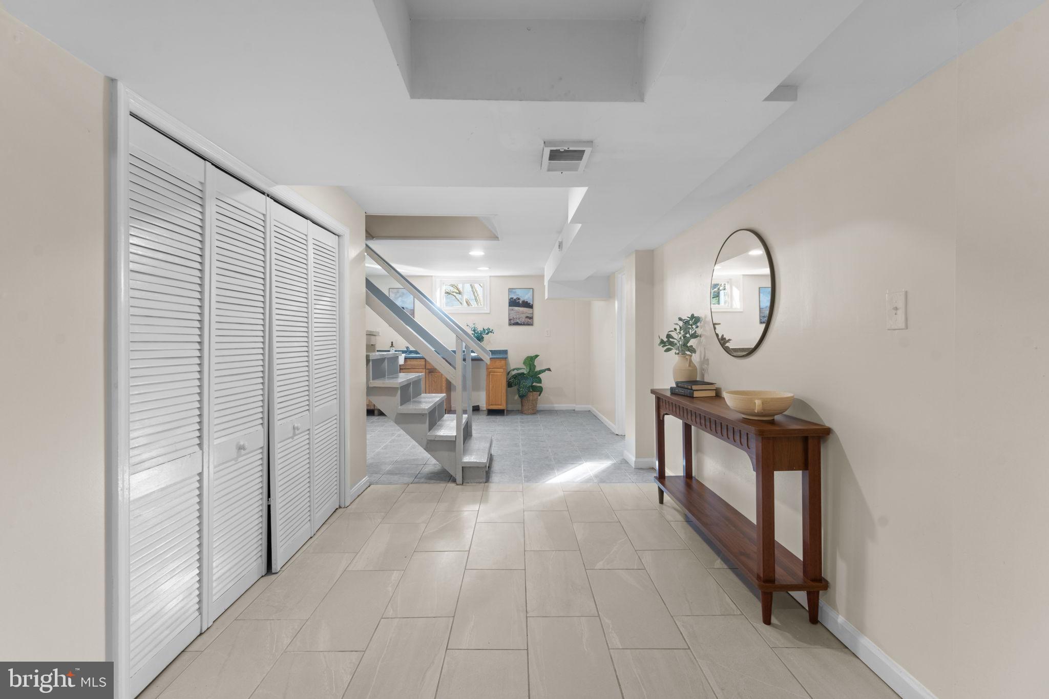 WHEATON FOREST - Residential