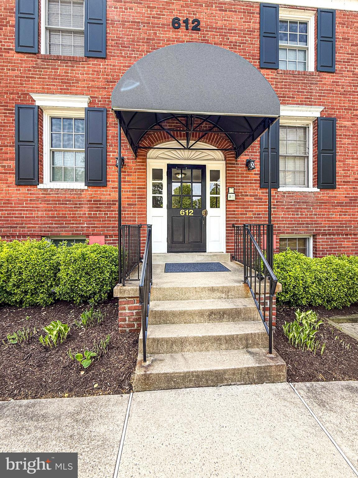 612 BASHFORD LANE 1221