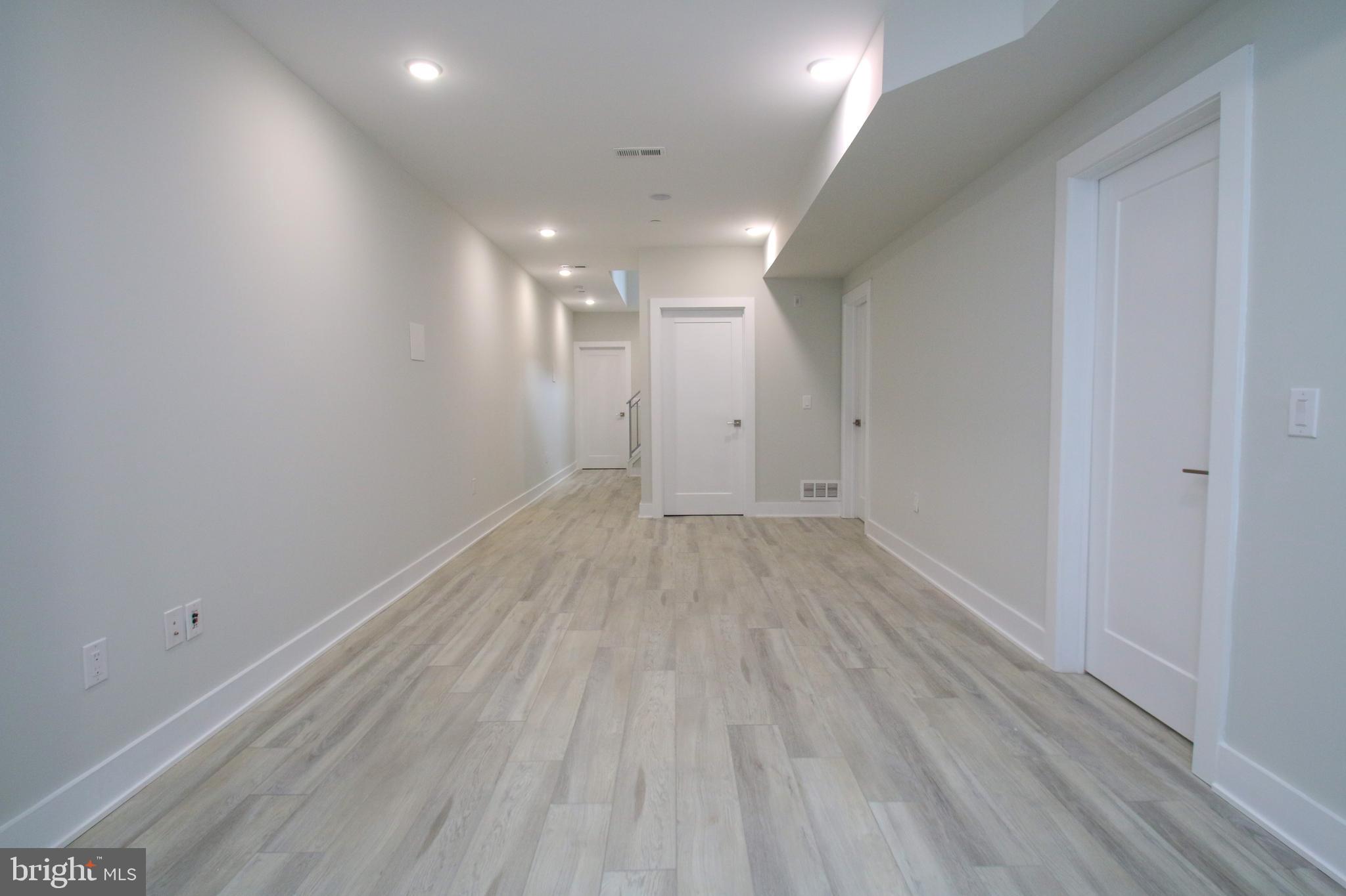 POWELTON VILLAGE - Residential Lease