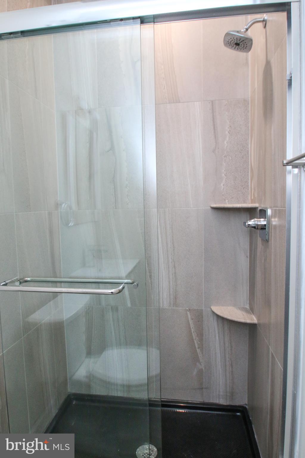 POWELTON VILLAGE - Residential Lease