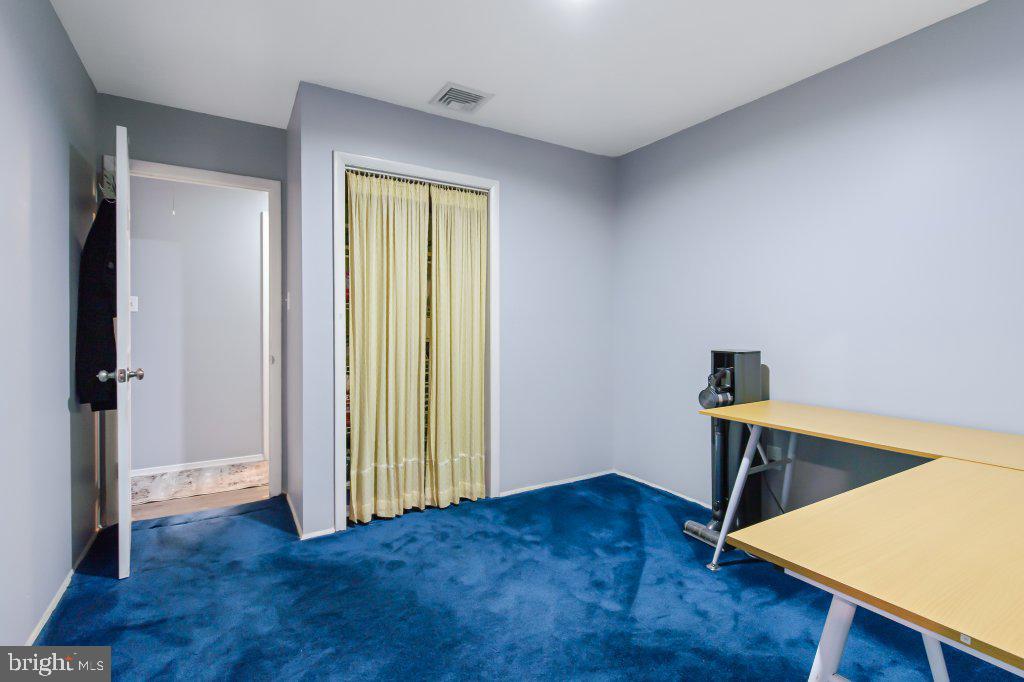 SALEM PARK - Residential