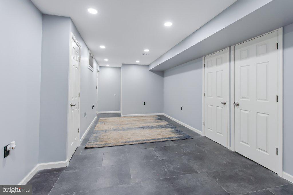 SALEM PARK - Residential