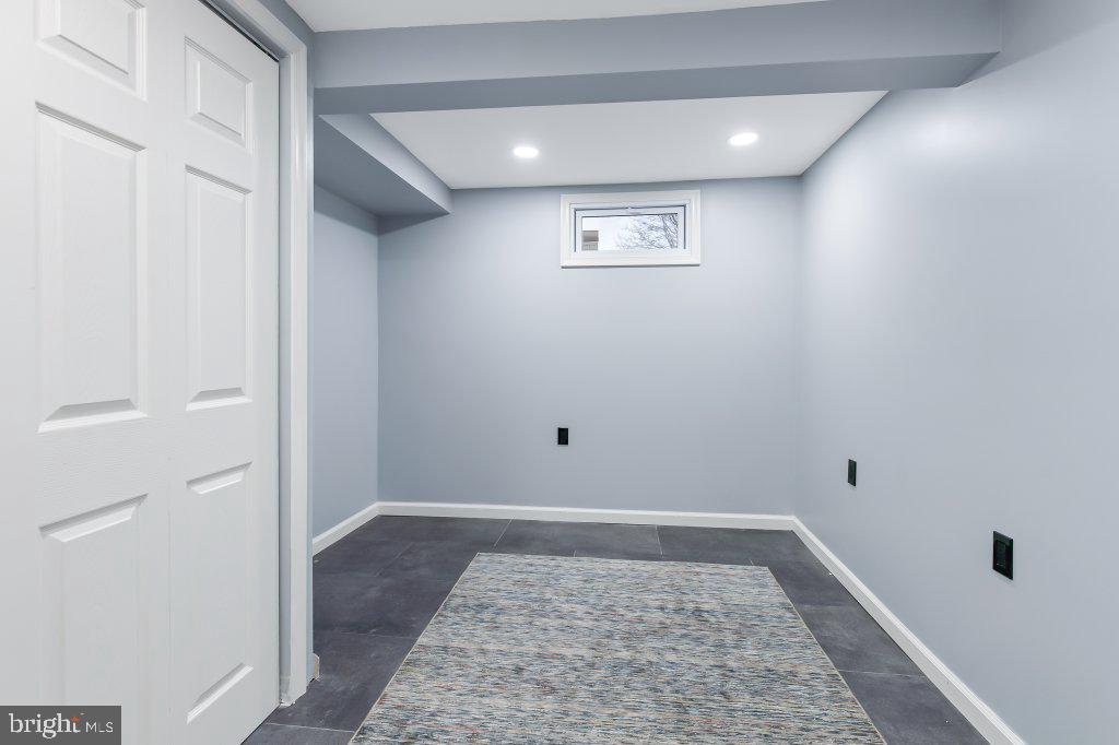 SALEM PARK - Residential