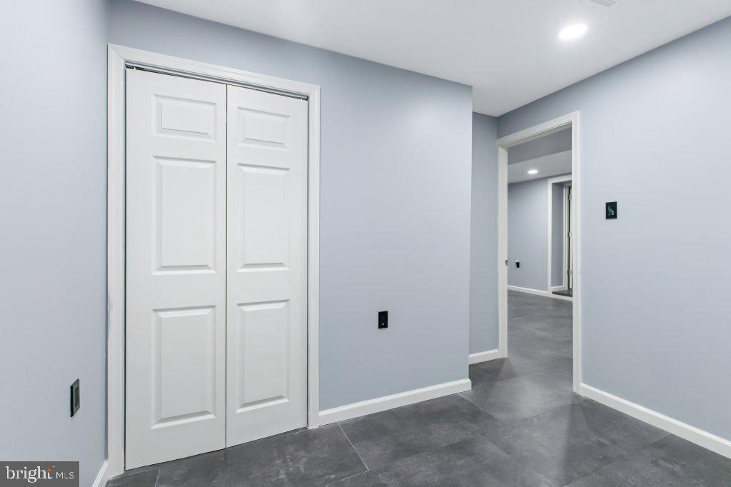 SALEM PARK - Residential