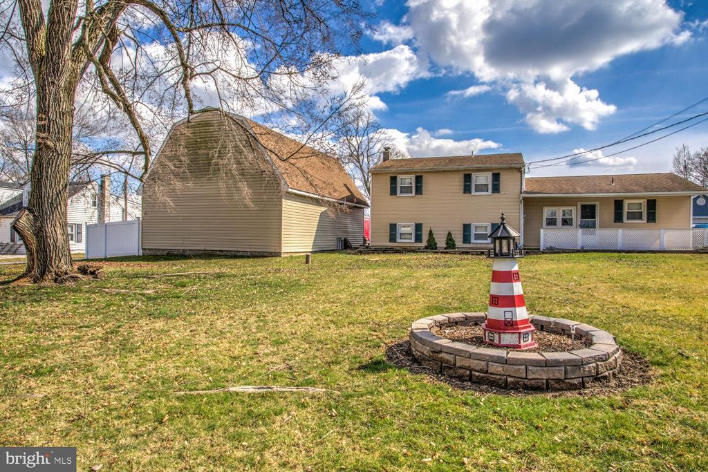 Photo of 905909 Mount Gretna Road, Elizabethtown, PA 17022 (MLS # PALA2047044)