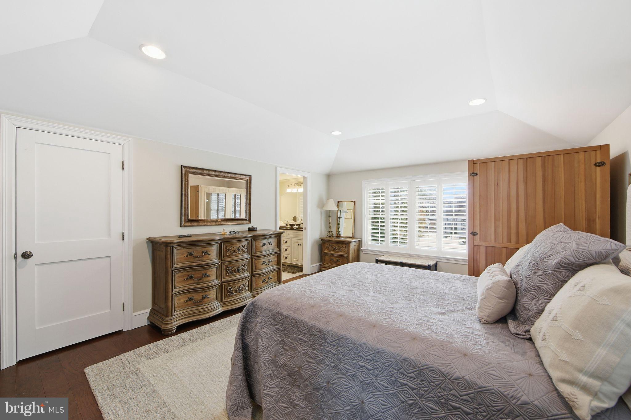 WYNNEWOOD - Residential