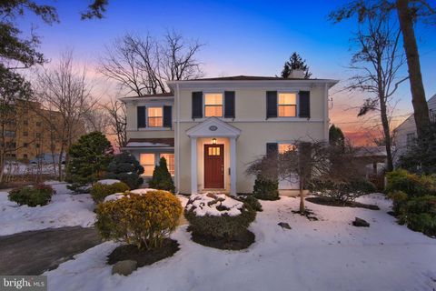 Photo of 1108 W Old Wynnewood Road, WYNNEWOOD, PA 19096 (MLS # PAMC2166702)