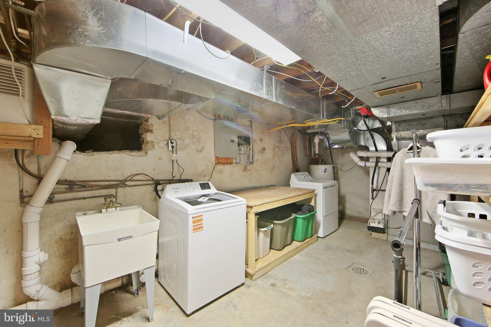 WYNNEWOOD - Residential