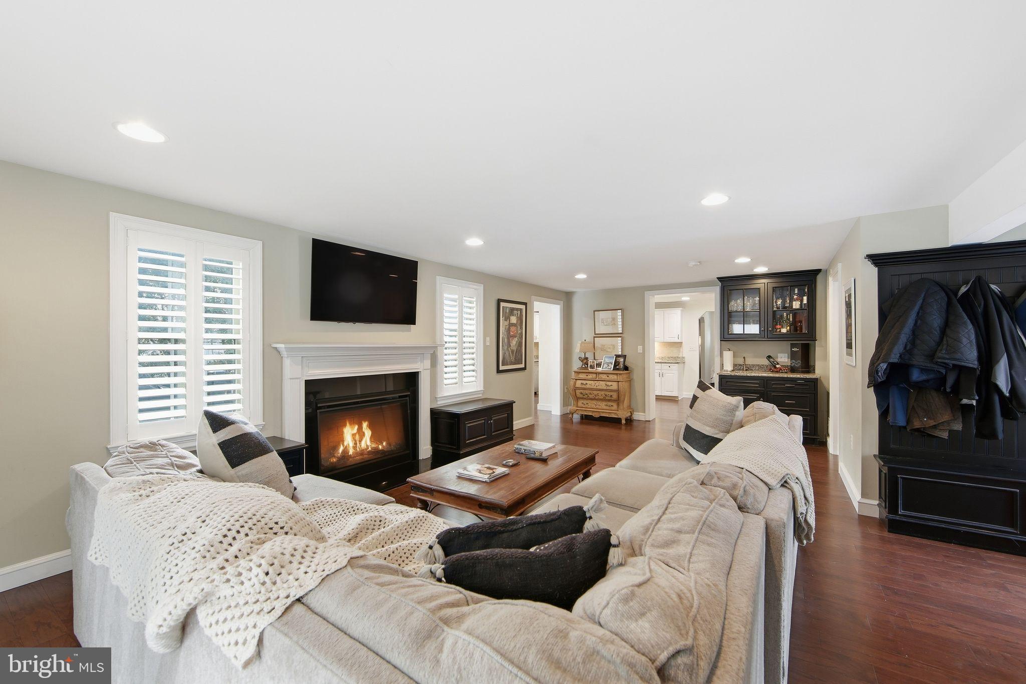 WYNNEWOOD - Residential