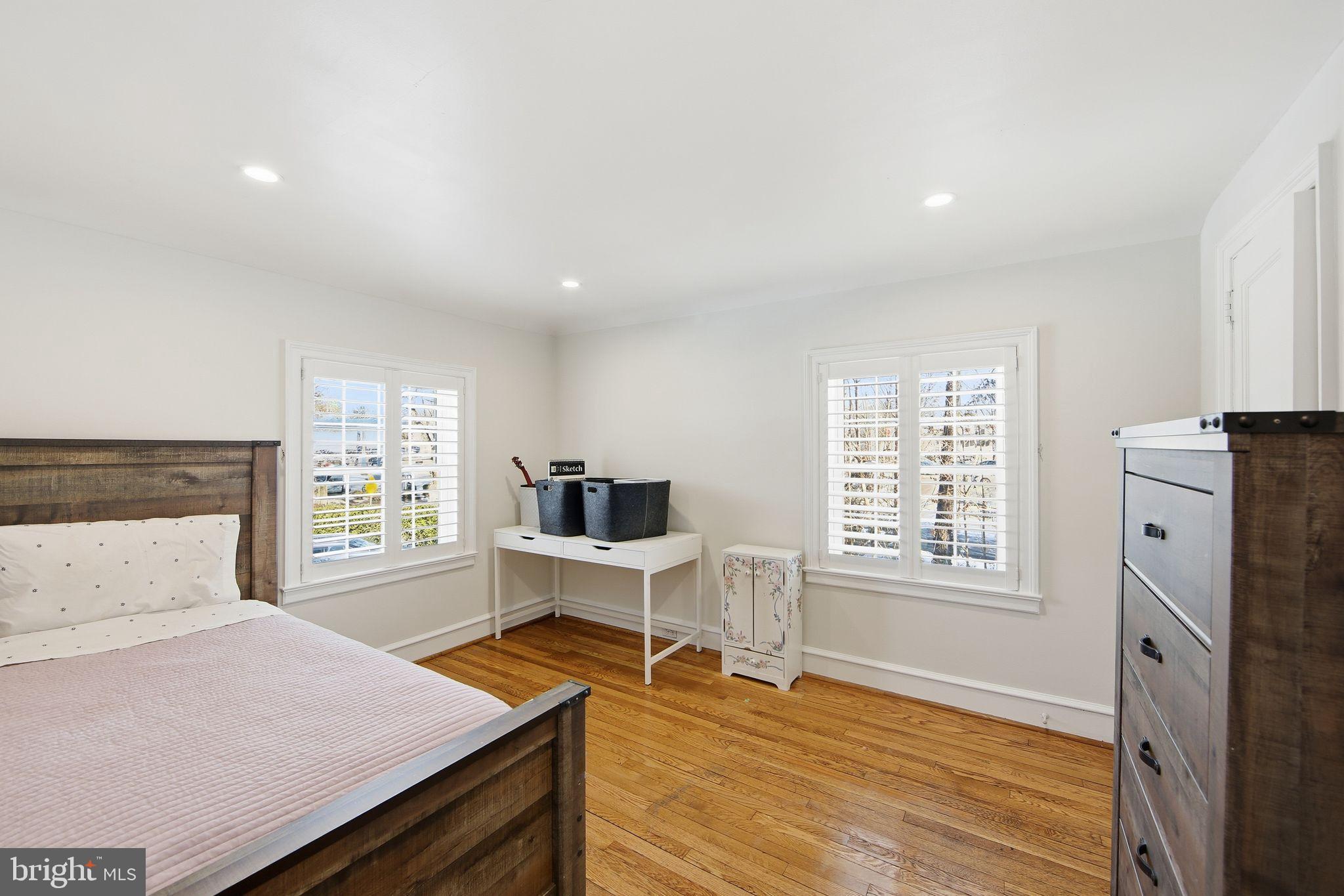 WYNNEWOOD - Residential