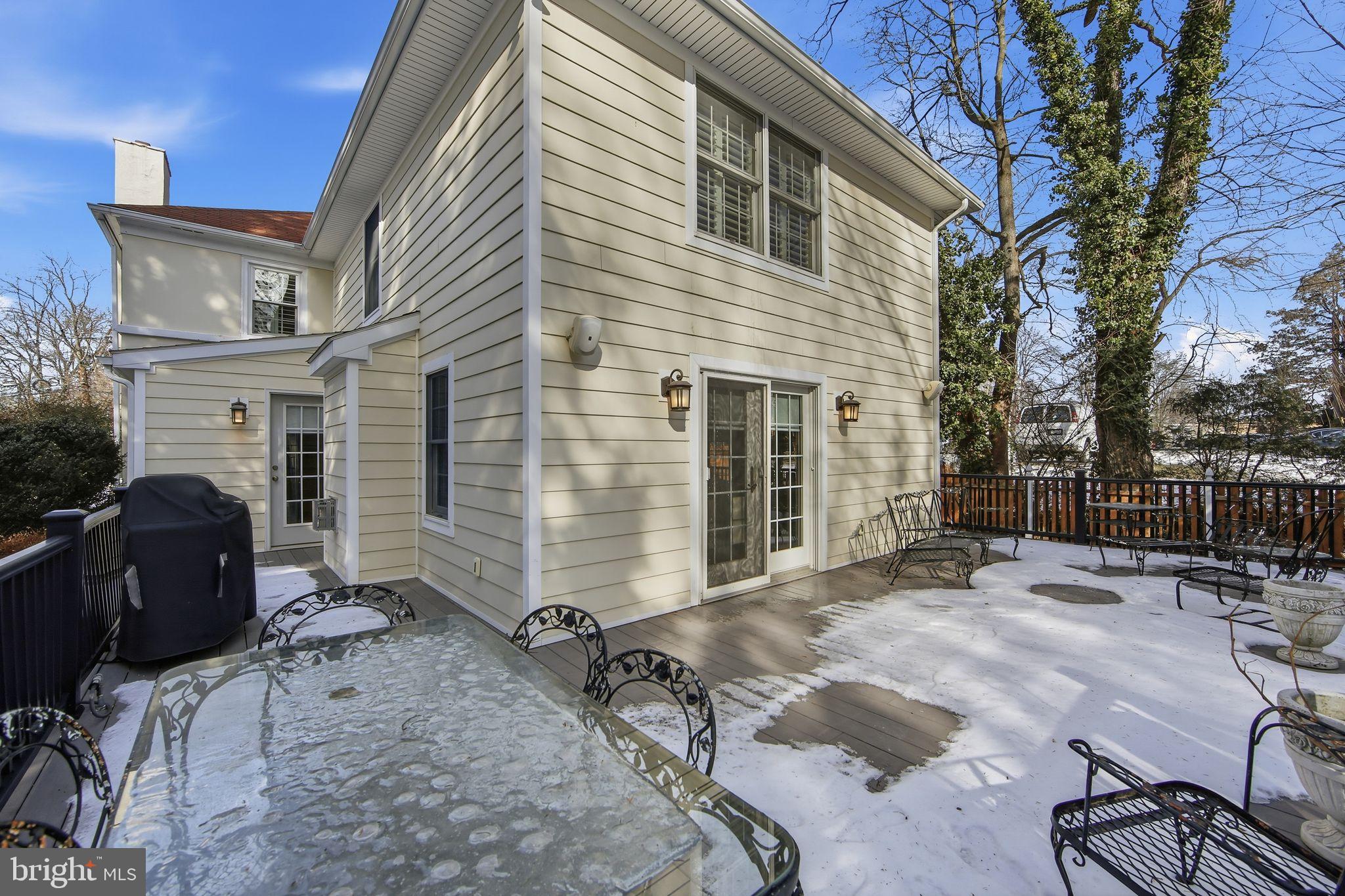 WYNNEWOOD - Residential