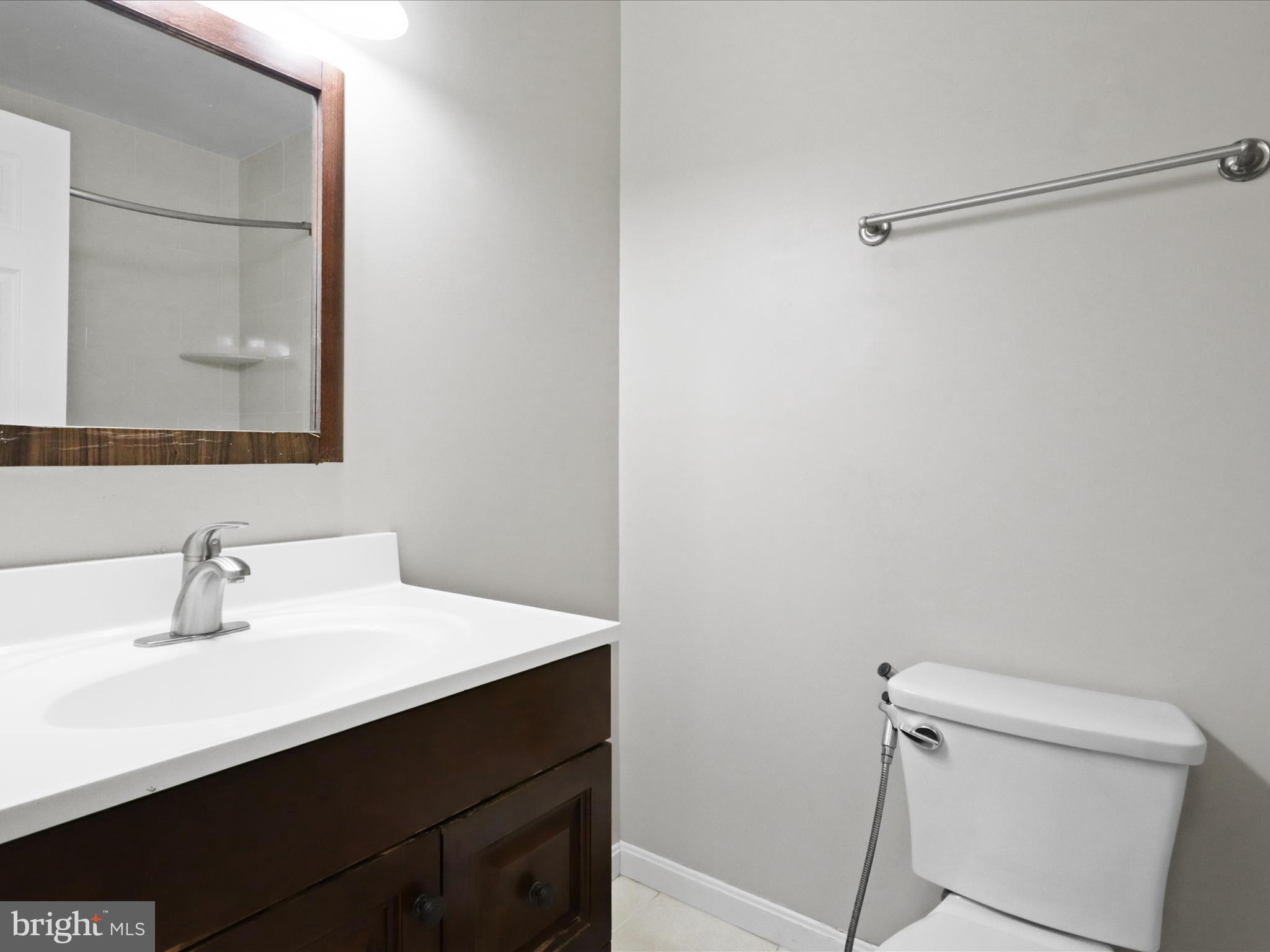 DUNN LORING HIGHLANDS - Residential Lease