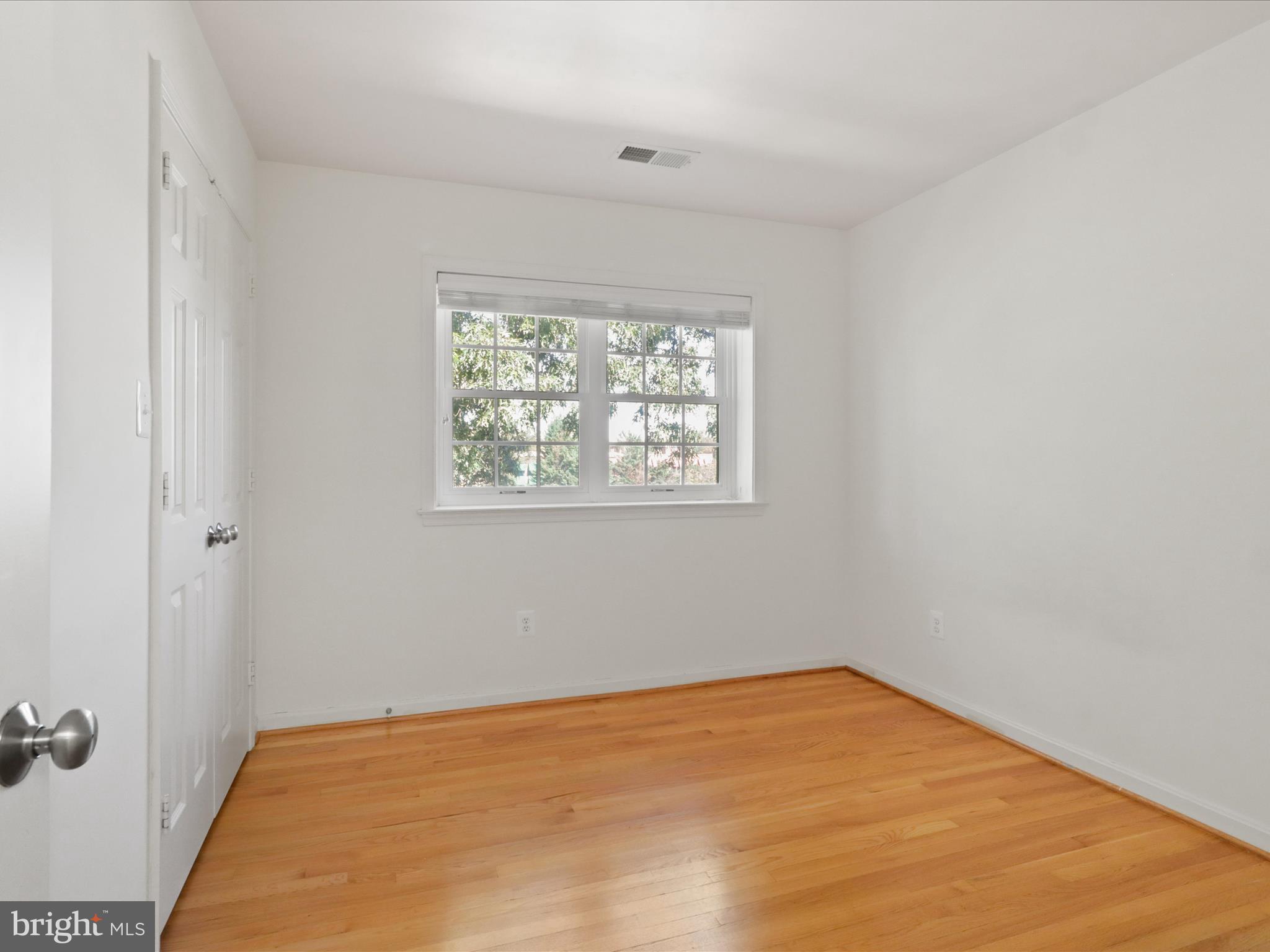 DUNN LORING HIGHLANDS - Residential Lease