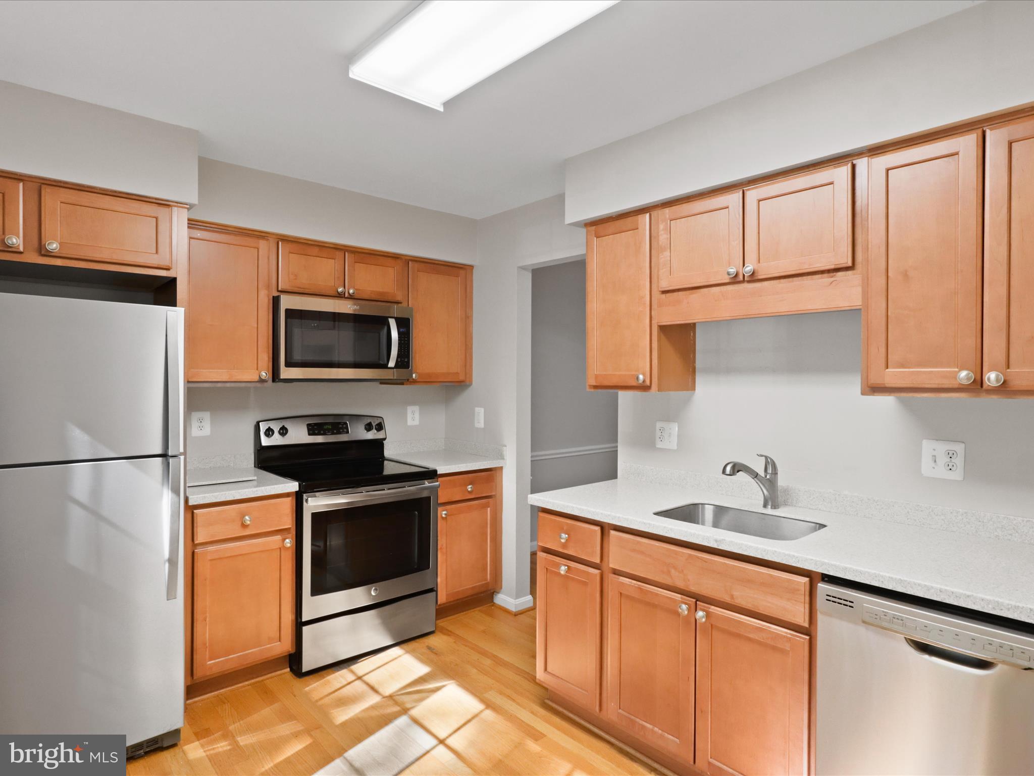 DUNN LORING HIGHLANDS - Residential Lease