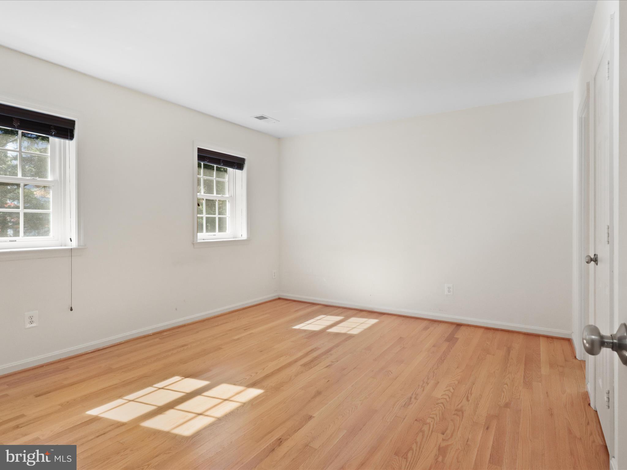 DUNN LORING HIGHLANDS - Residential Lease