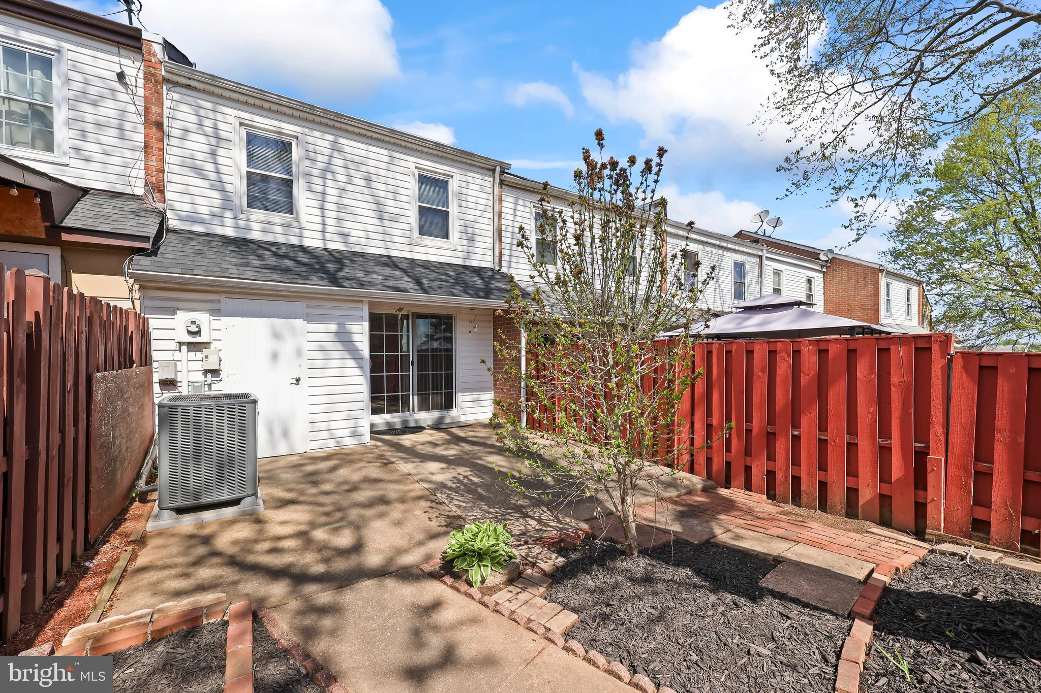 GEORGETOWN  VILLAGE - Residential