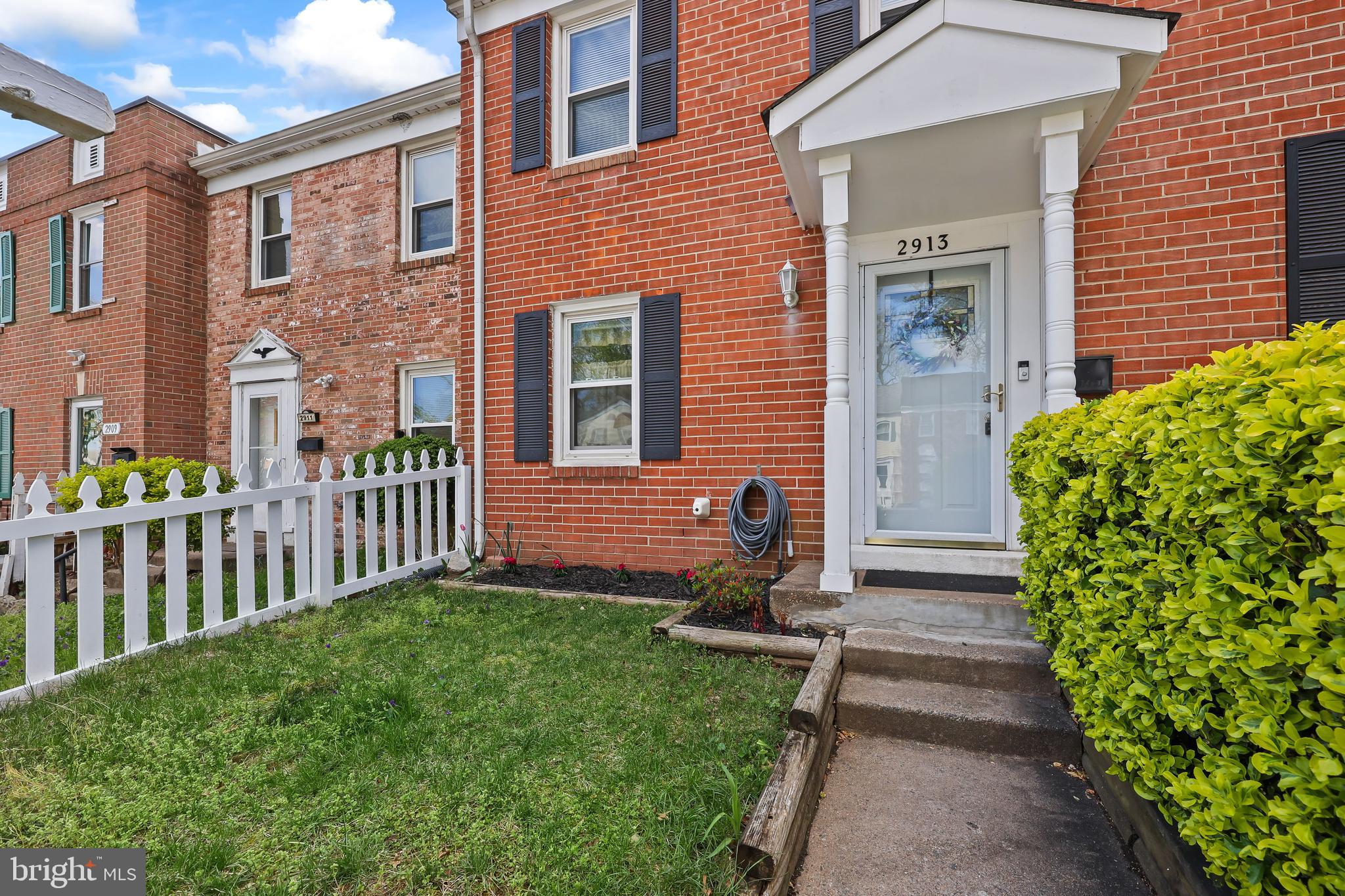 GEORGETOWN  VILLAGE - Residential