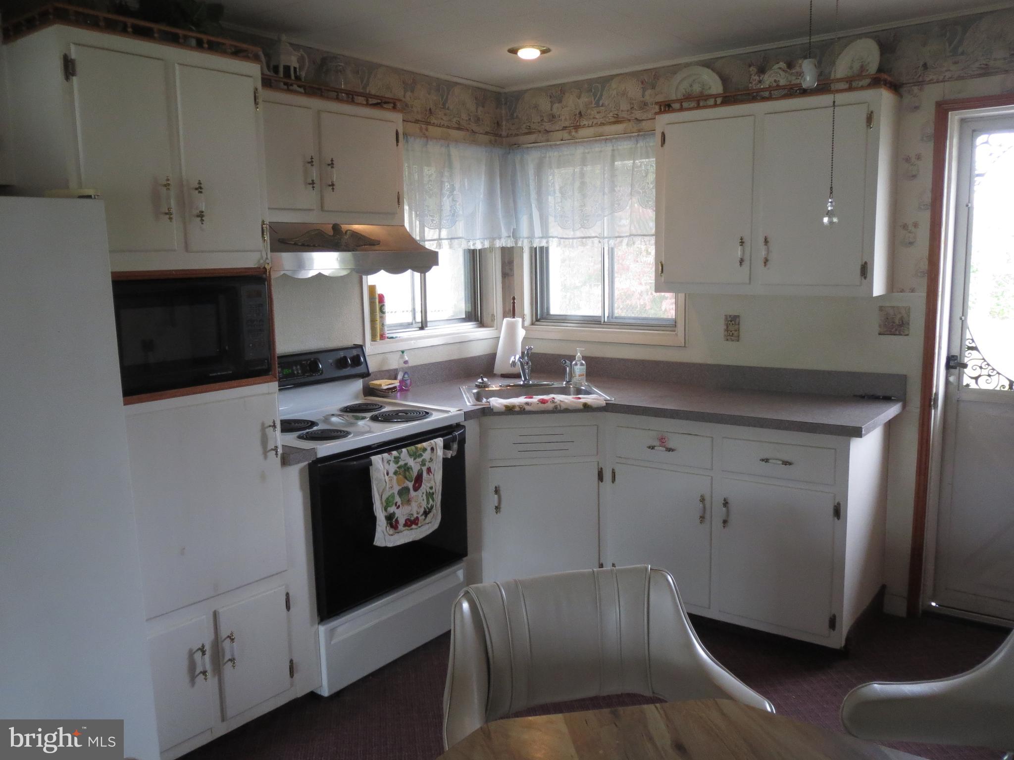 LAUREL BEND - Residential