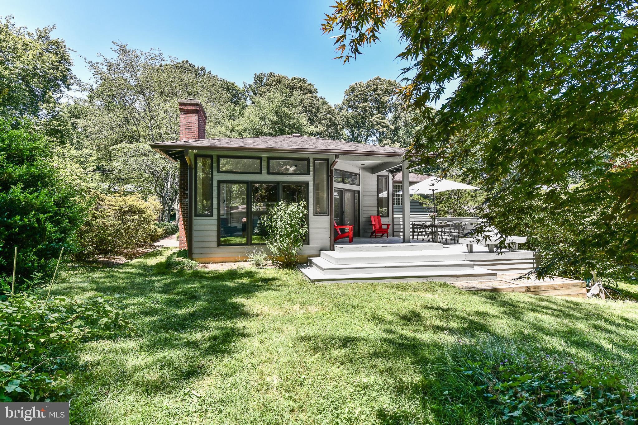 VIENNA WOODS - Residential Lease