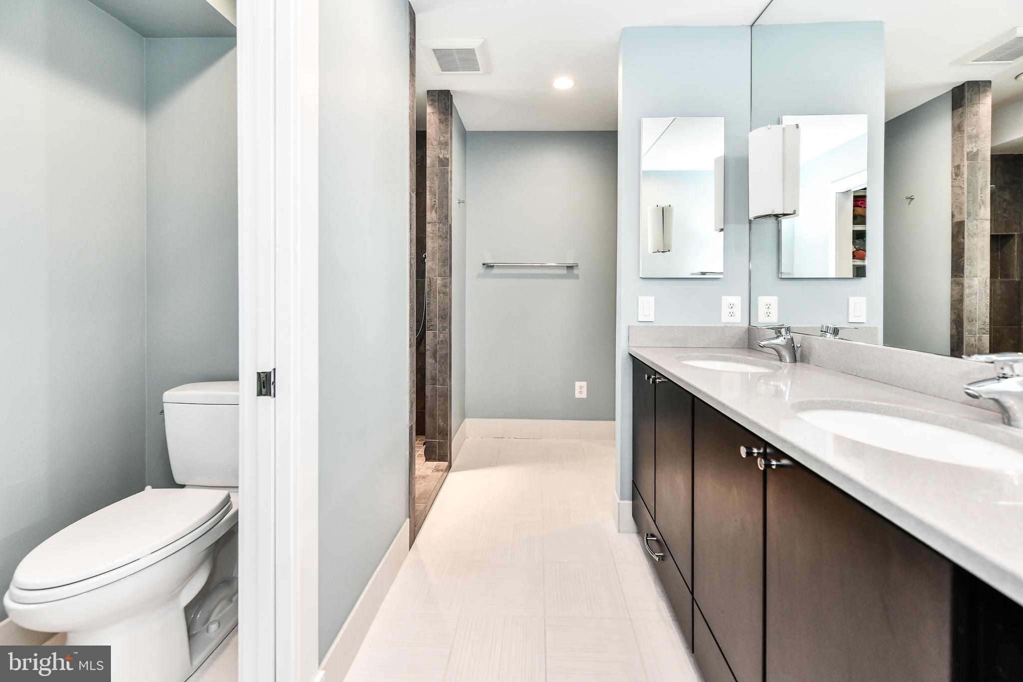 VIENNA WOODS - Residential Lease