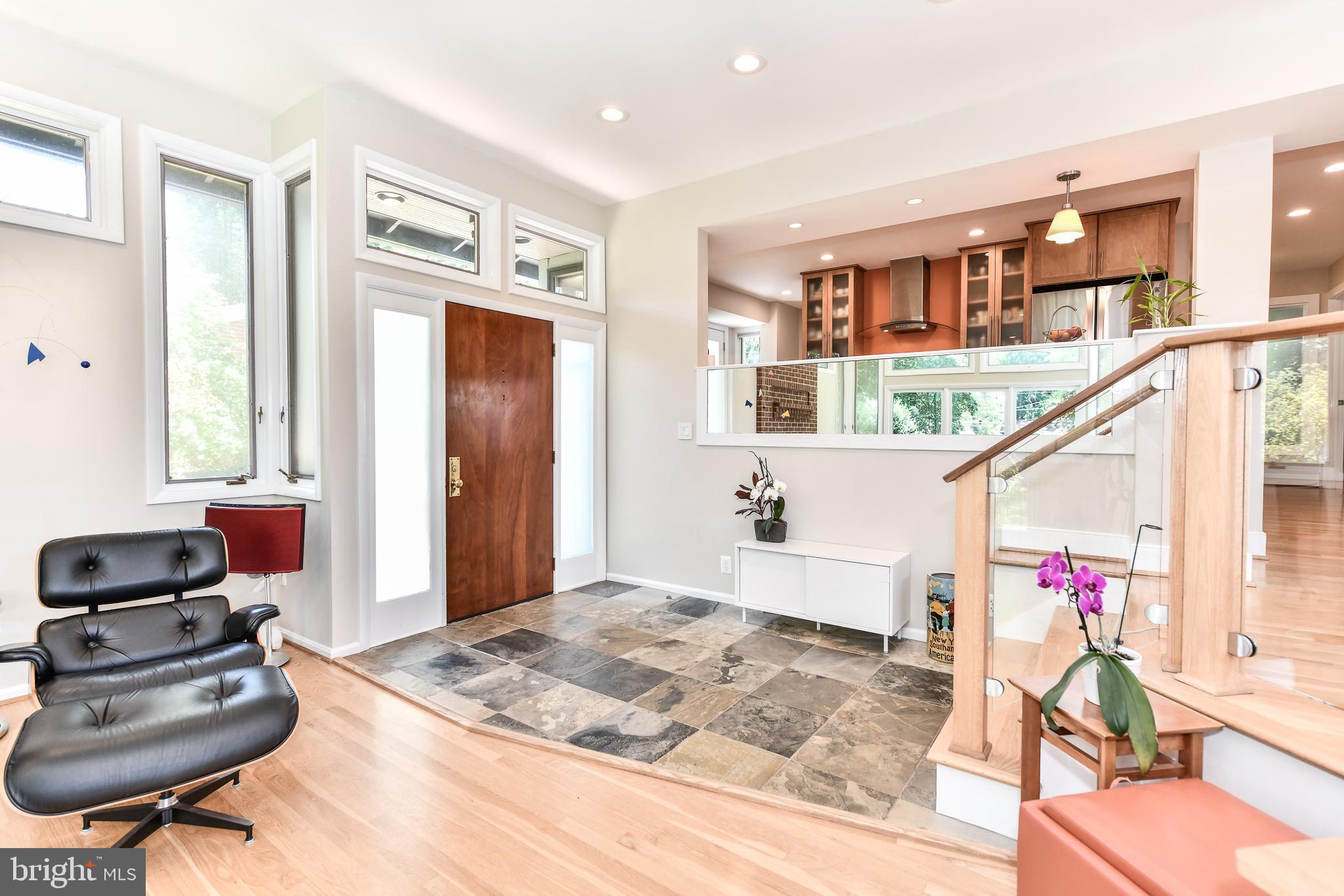 VIENNA WOODS - Residential Lease