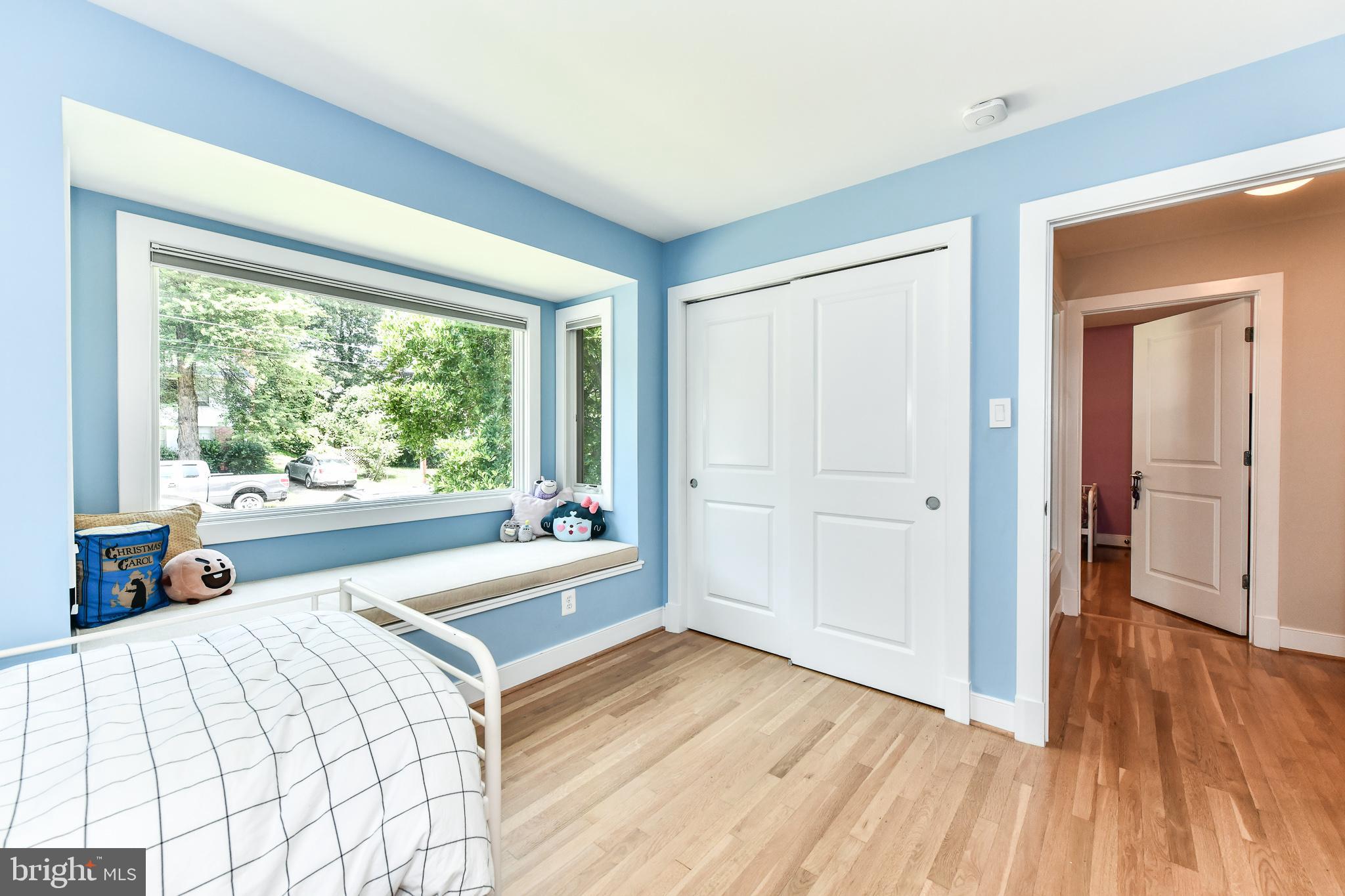 VIENNA WOODS - Residential Lease