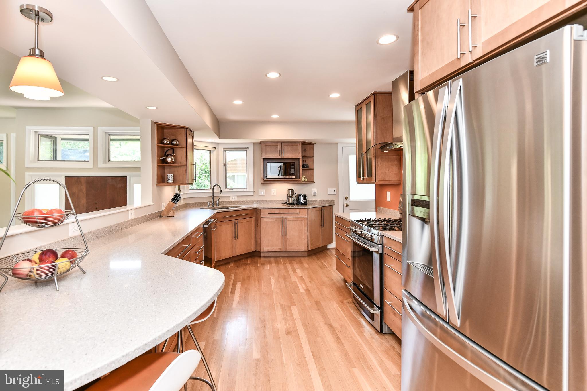 VIENNA WOODS - Residential Lease